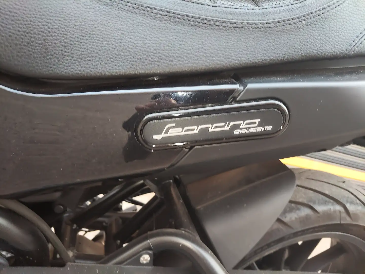 Benelli Leoncino Nero - 1