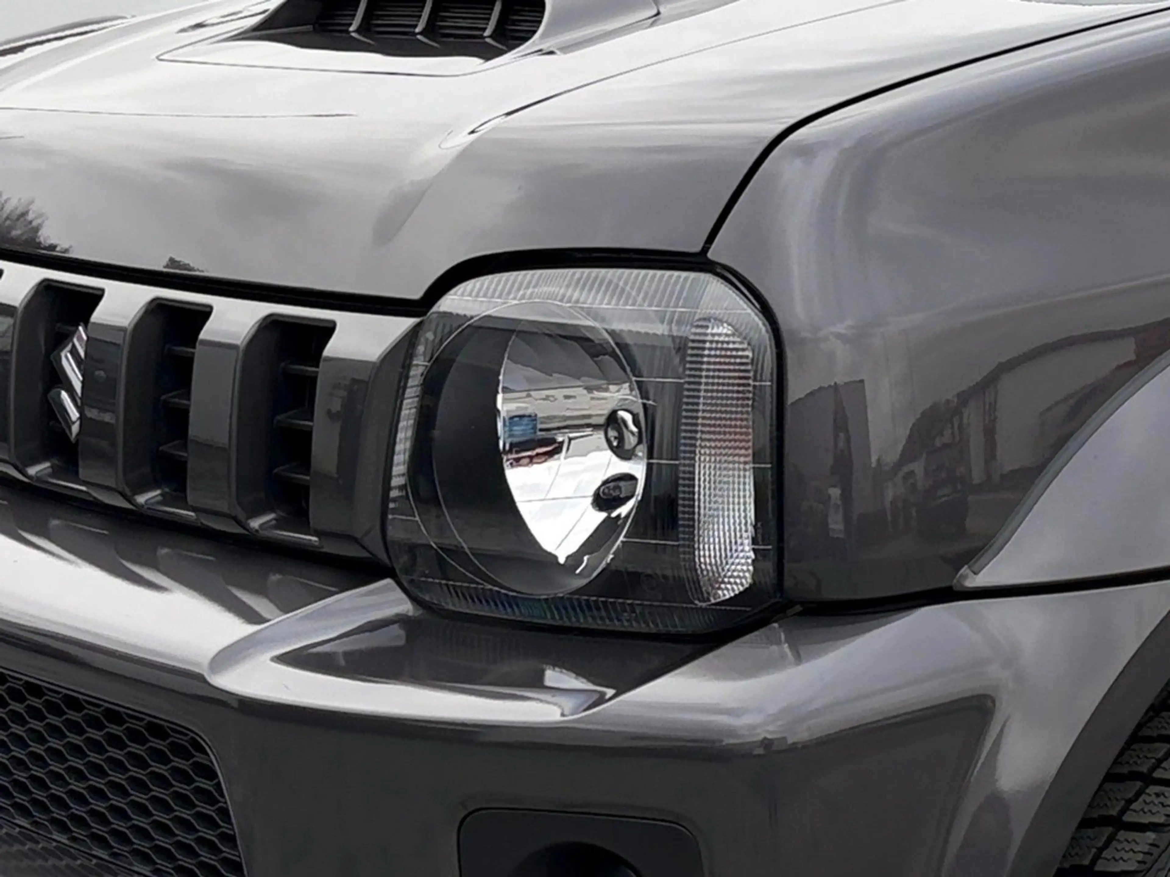 Suzuki Jimny Ranger *Dachgepäckträger, Hundegitter* — photo 9