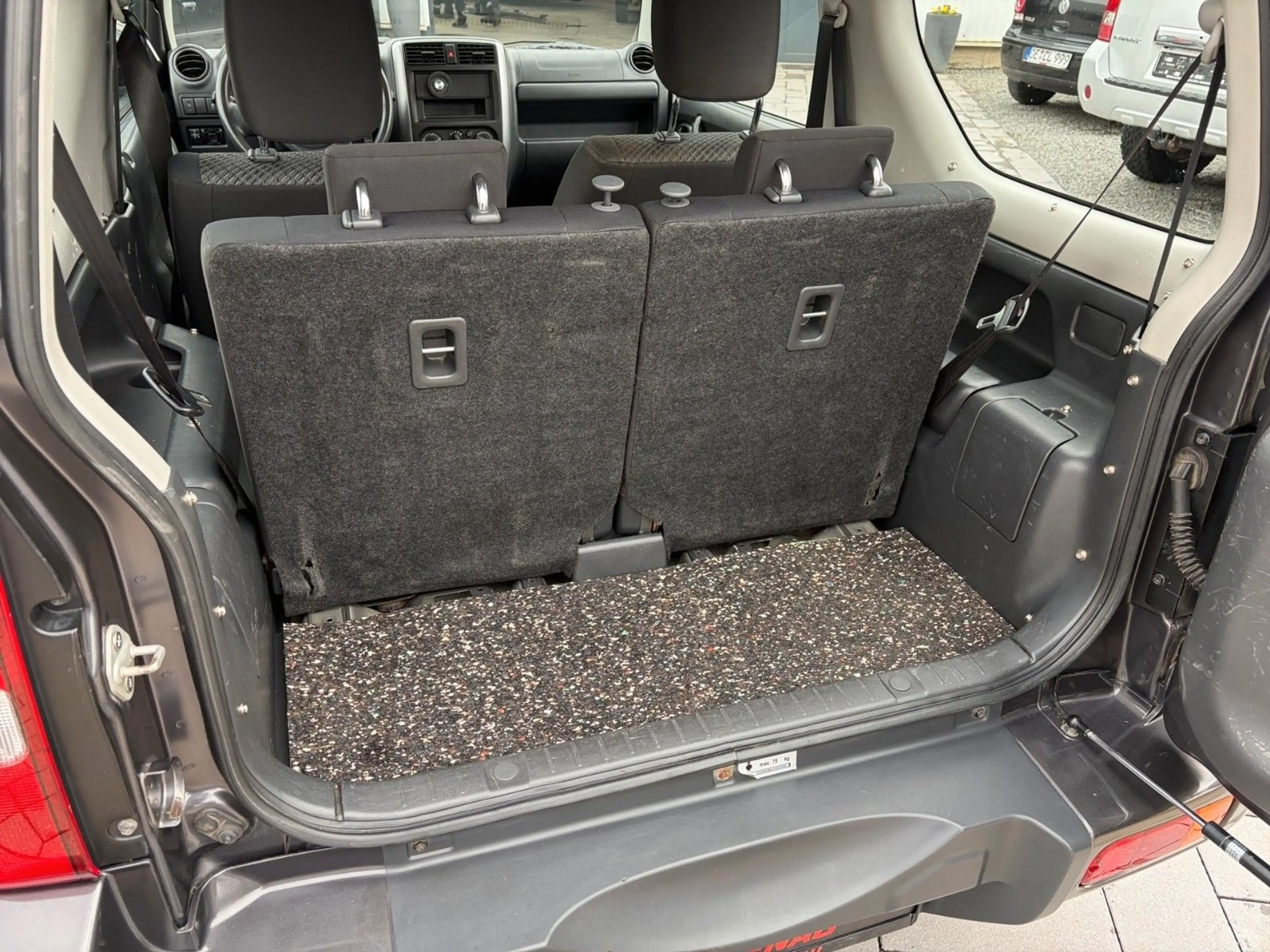 Suzuki Jimny Ranger *Dachgepäckträger, Hundegitter* — photo 11