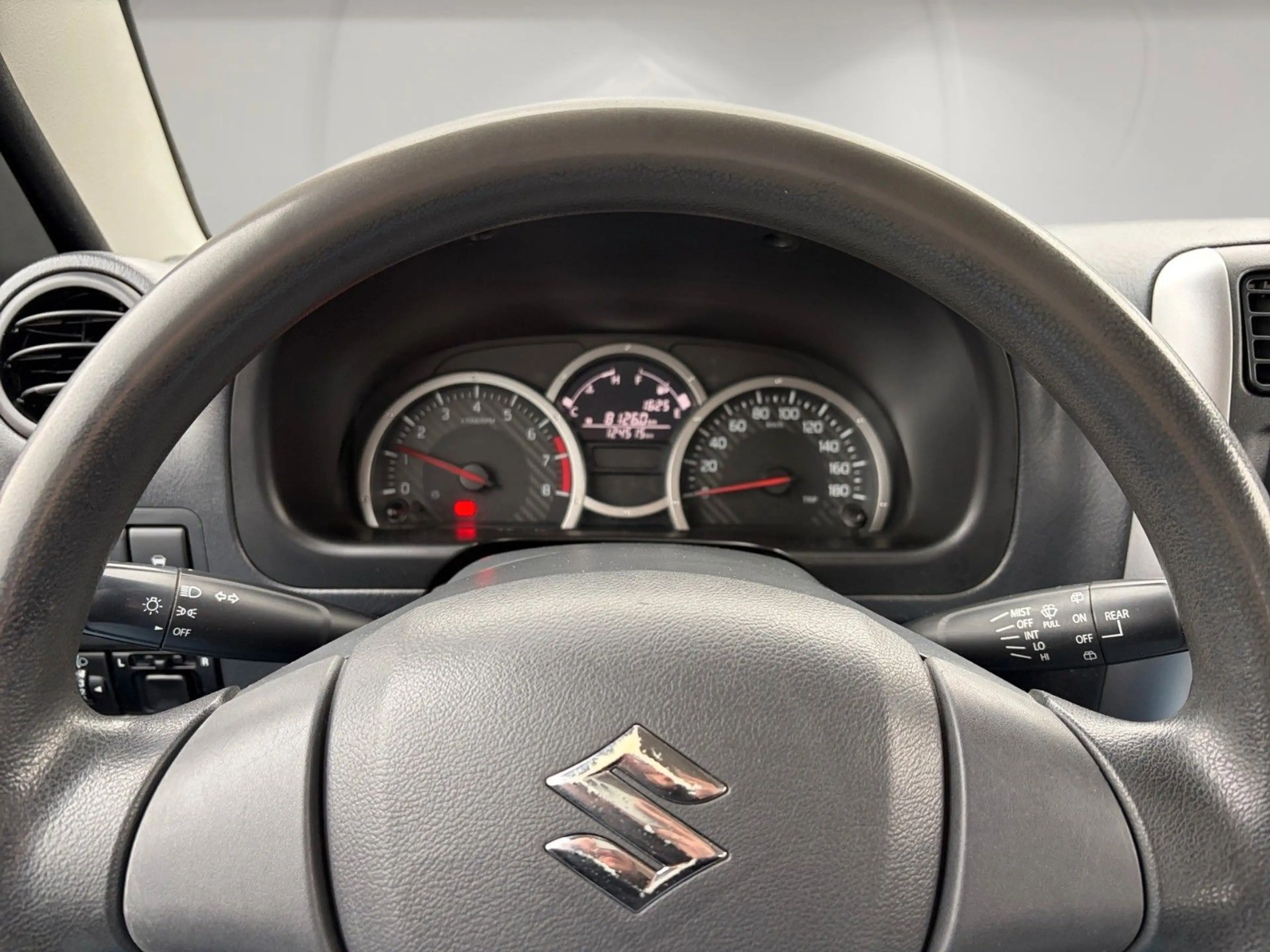 Suzuki Jimny Ranger *Dachgepäckträger, Hundegitter* — photo 14