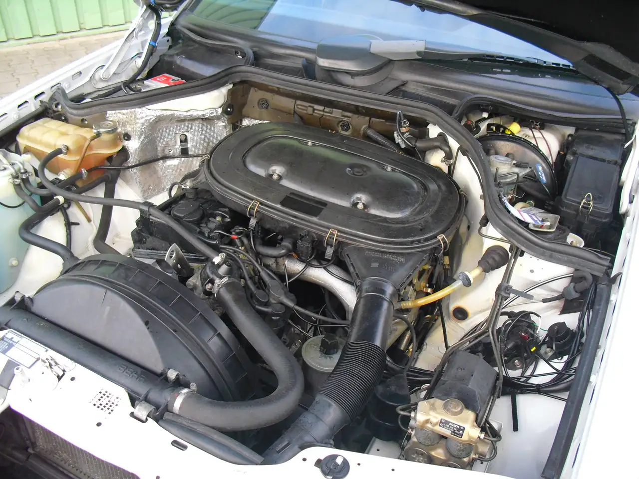 Mercedes-Benz E 200 E-Klasse,W124, Schalter 4Gang,H-Zulassung, foto 12