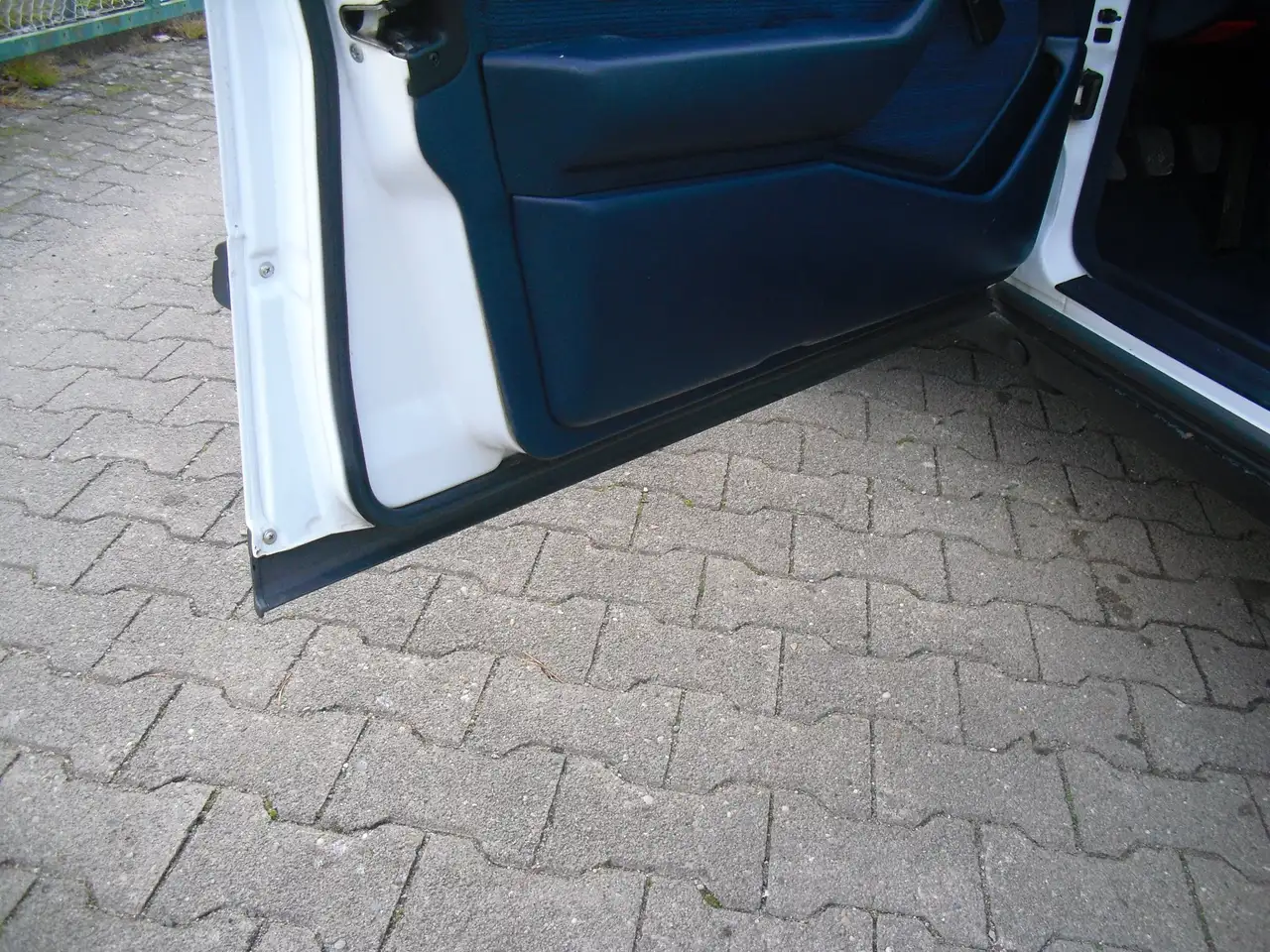 Mercedes-Benz E 200 E-Klasse,W124, Schalter 4Gang,H-Zulassung, foto 11