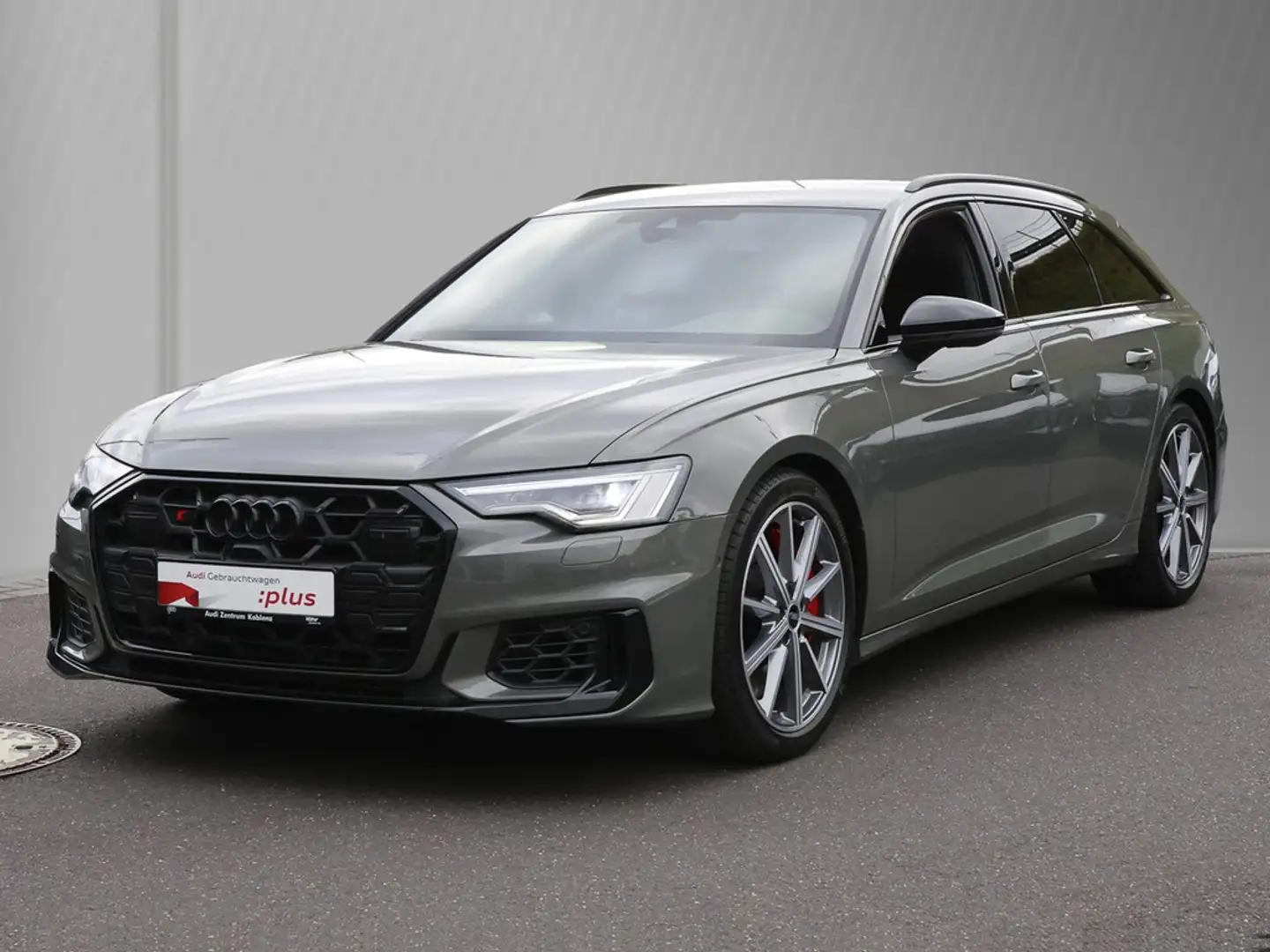 Audi S6 Avant Matrix AHK Kamera ACC Optik schwarz+ Grau - 2