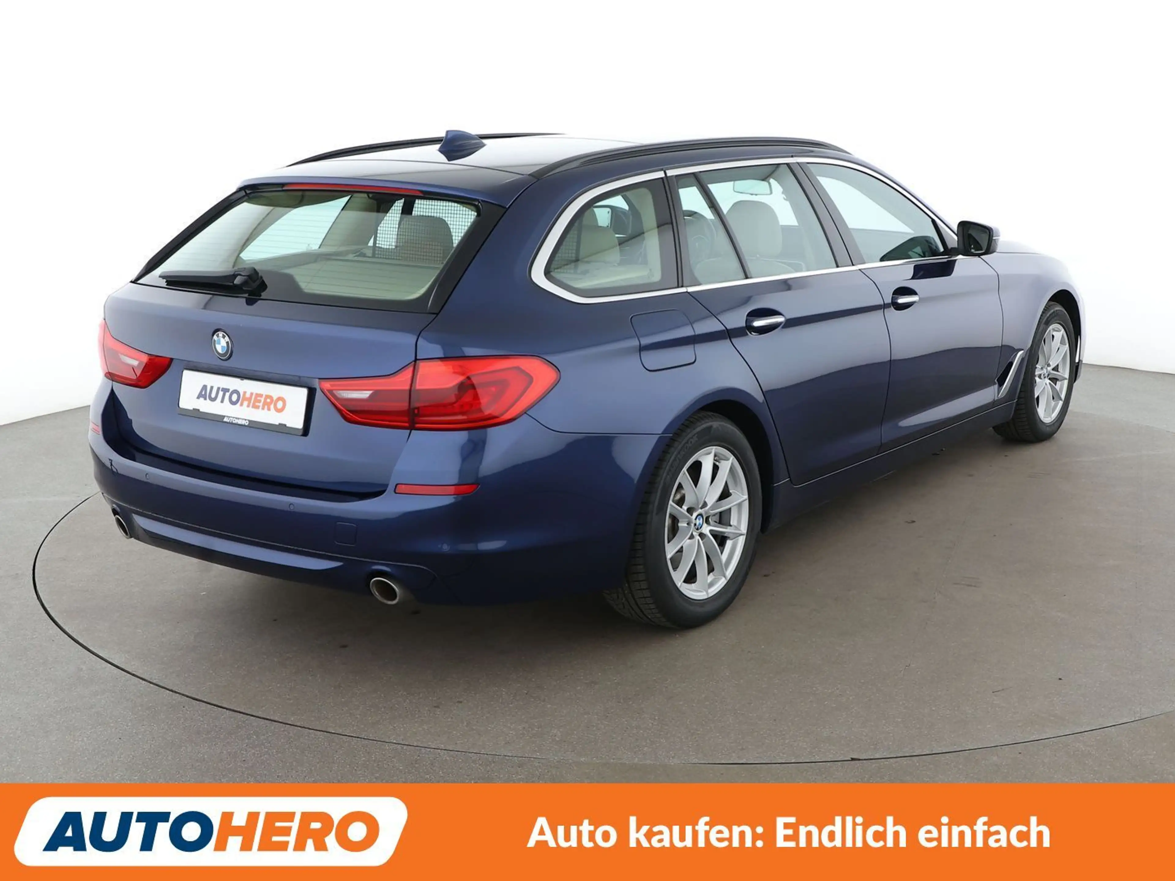 BMW 520 520d xDrive Aut.*NAVI*LED*PDC*ACC*SHZ*ALU* — photo 6