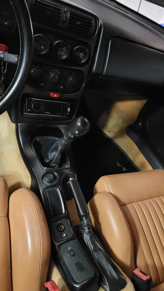 Alfa Romeo GTV 3.0 V6 24v c/pelle Momo, foto 7
