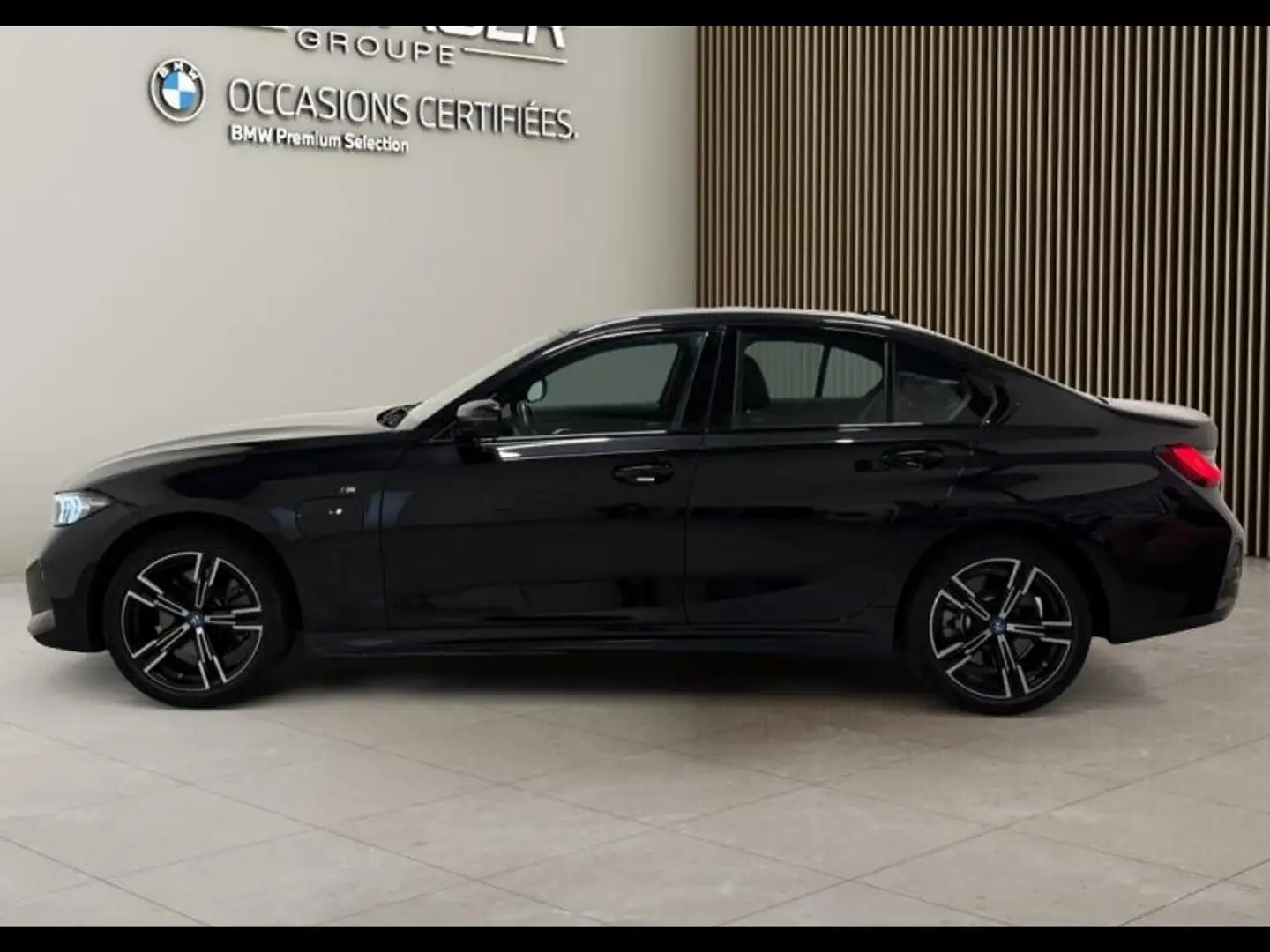 BMW 320 320eA 204ch M Sport Noir - 2