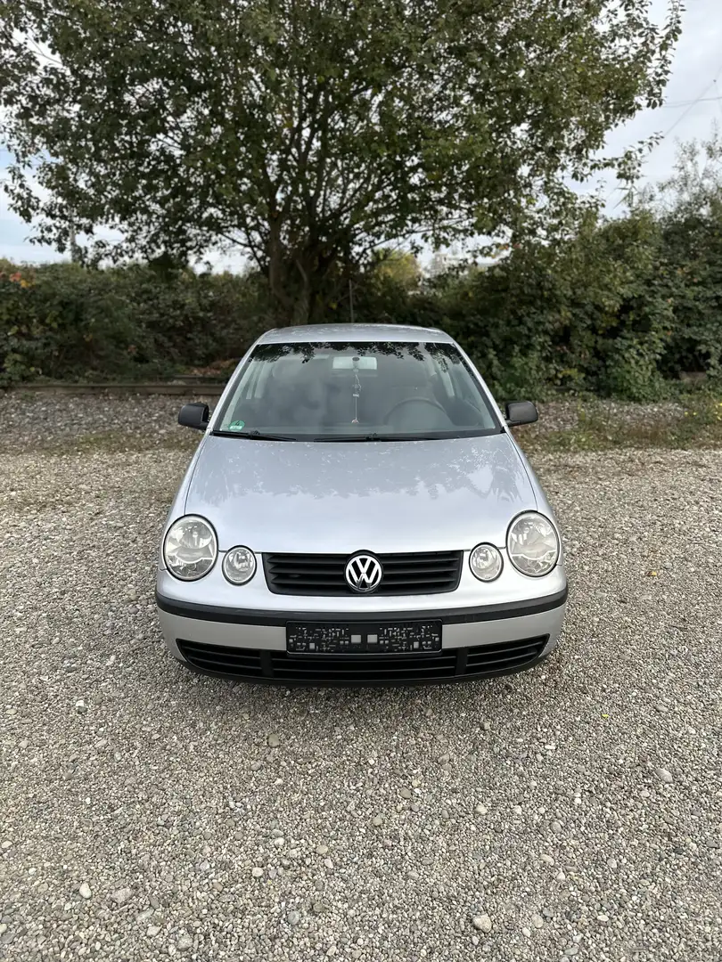 Volkswagen Polo 1.2 Fahrzeugbeschreibung lesen! Silber - 2