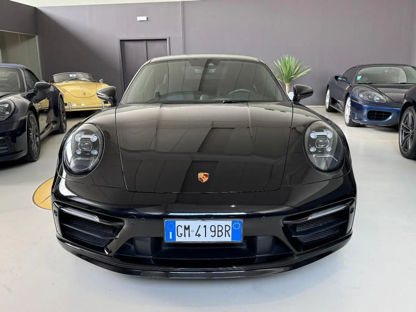 Porsche 911 Carrera 4S UNIPRO. - SPORT CHRONO - SPORT DESIGN Schwarz - 2