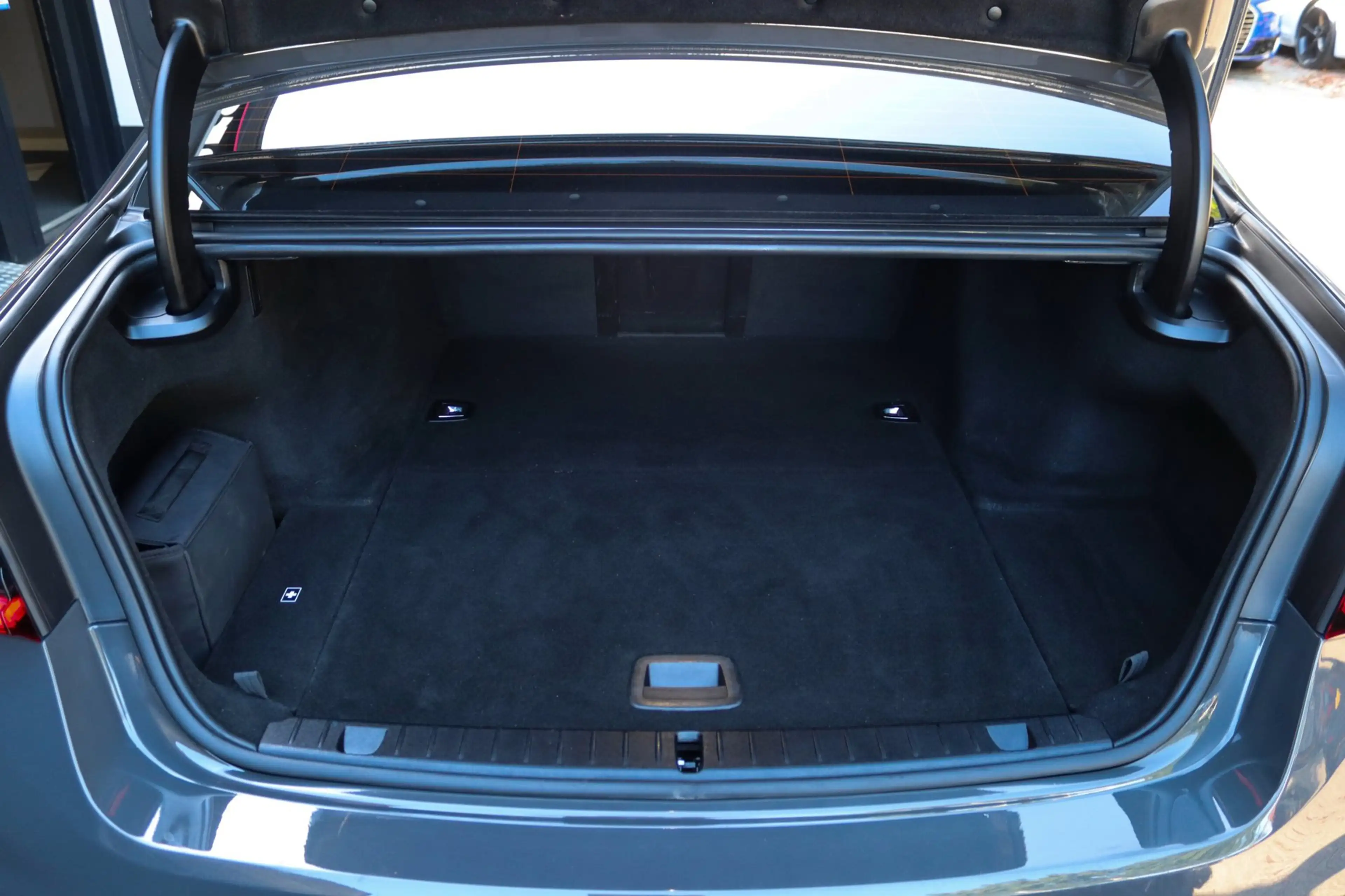 BMW 745 7-serie 745e M-Pakket BTW! PANO NAP HUD H&K LASER — photo 13