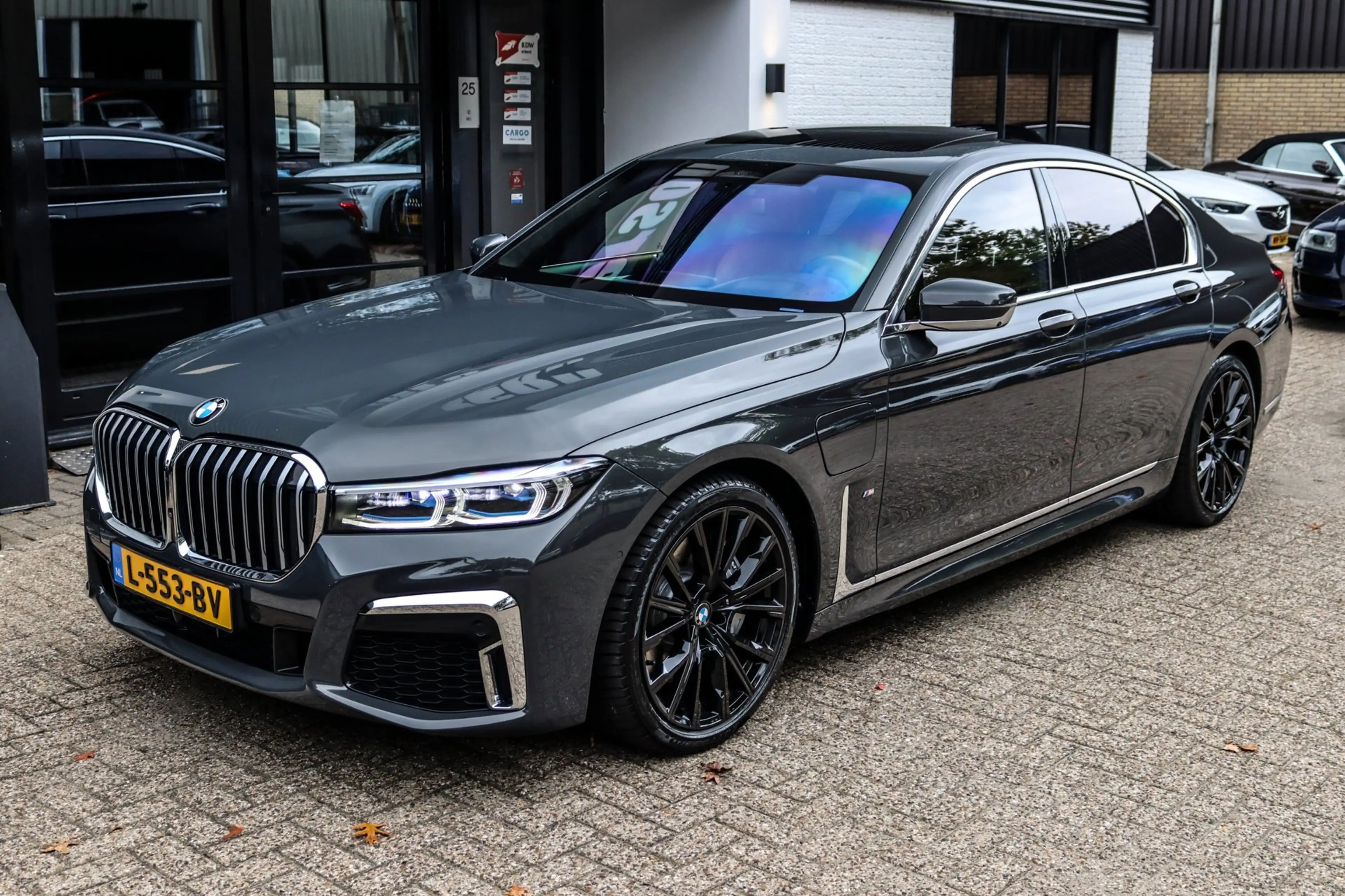 BMW 745 7-serie 745e M-Pakket BTW! PANO NAP HUD H&K LASER — photo 9