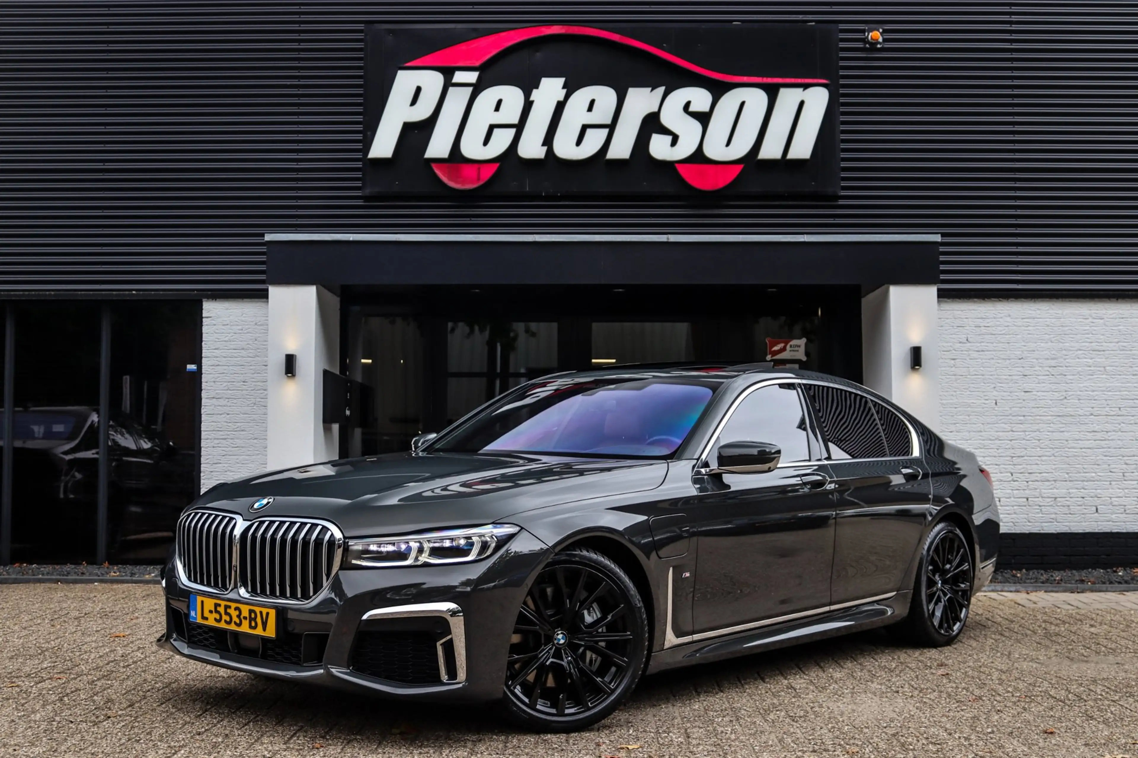BMW 745 7-serie 745e M-Pakket BTW! PANO NAP HUD H&K LASER — photo 8