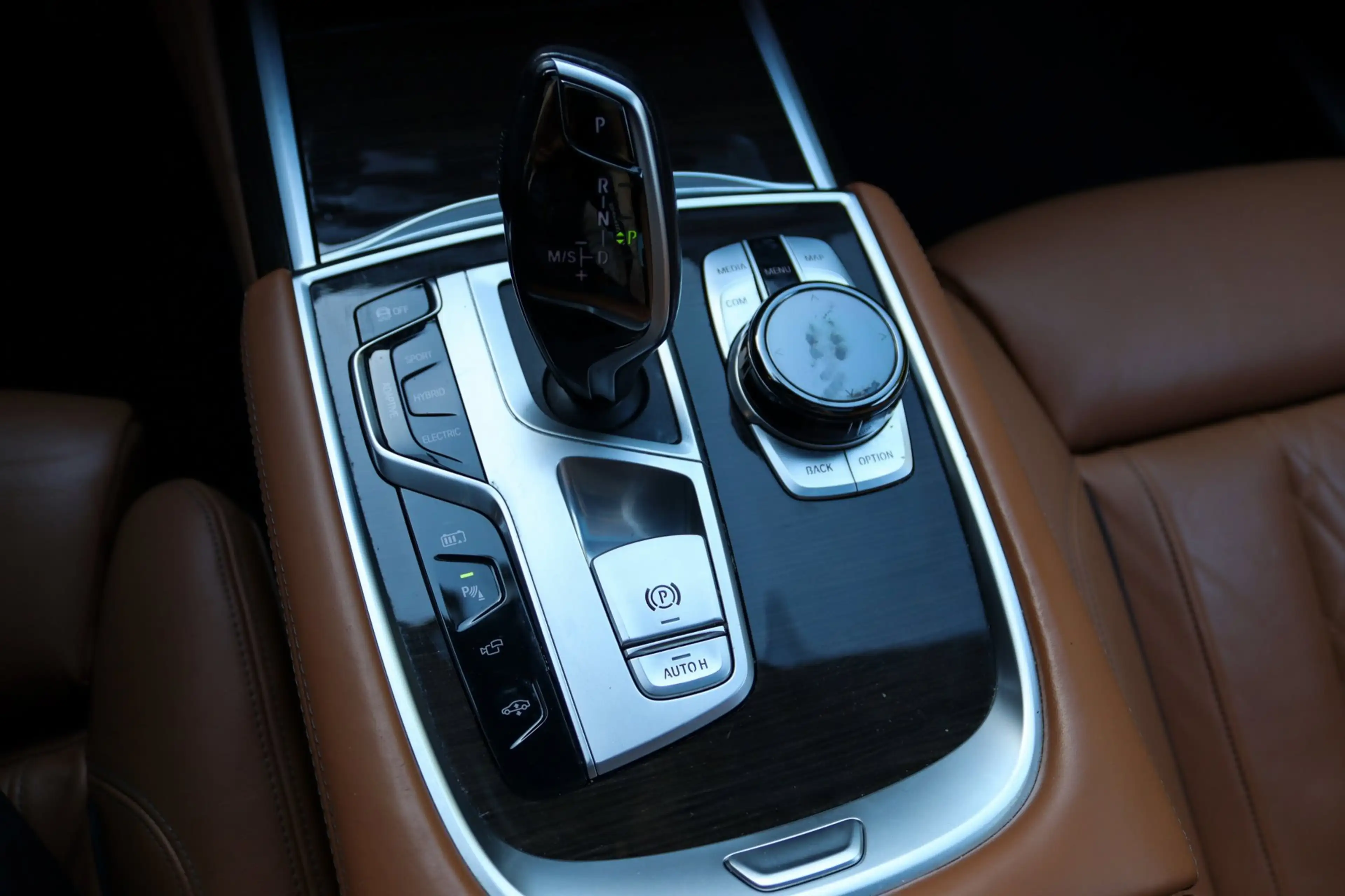 BMW 745 7-serie 745e M-Pakket BTW! PANO NAP HUD H&K LASER — photo 33