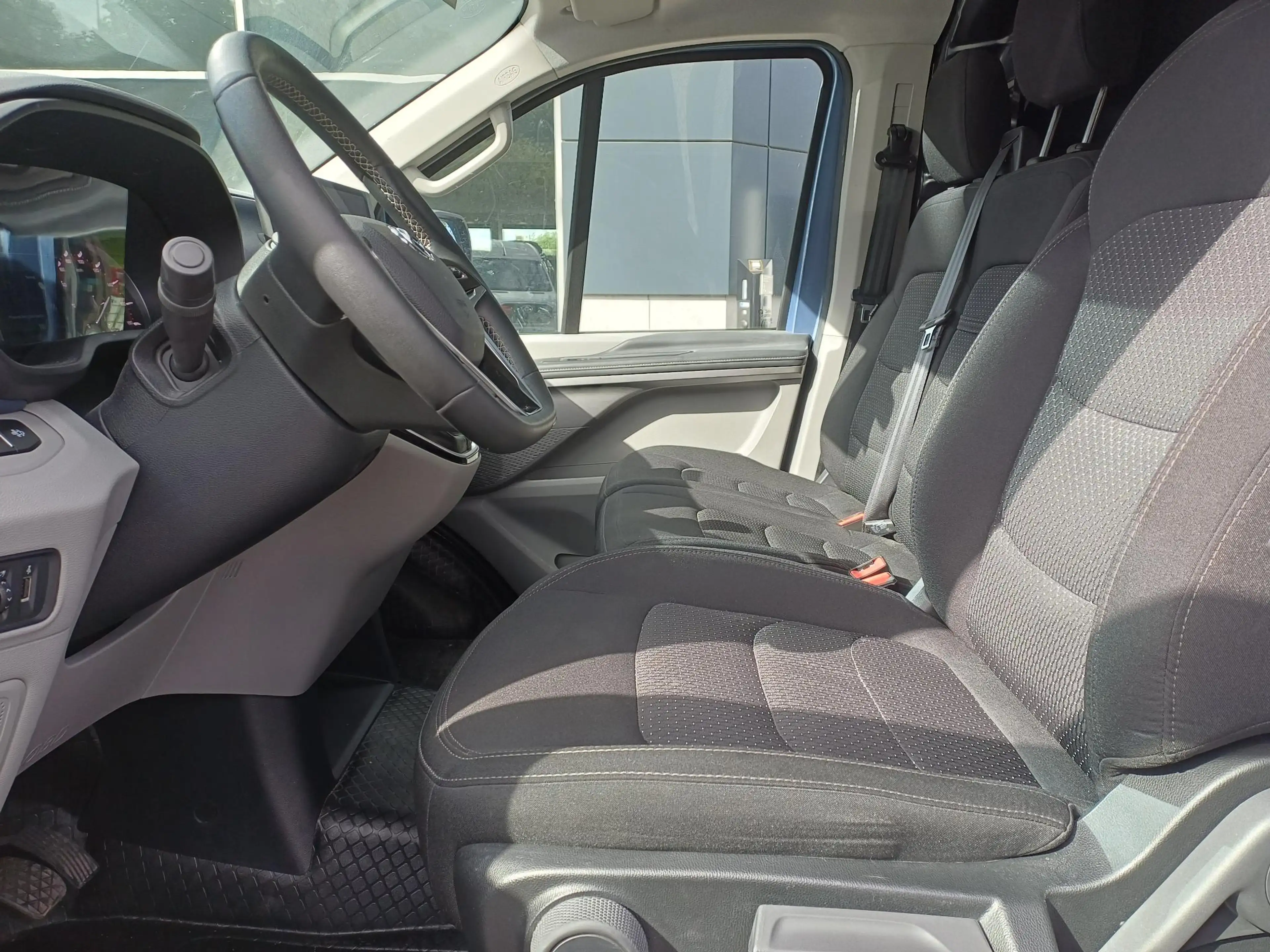 Maxus Deliver 7 2.0 Diesel 108kW L2H1 FWD — photo 14