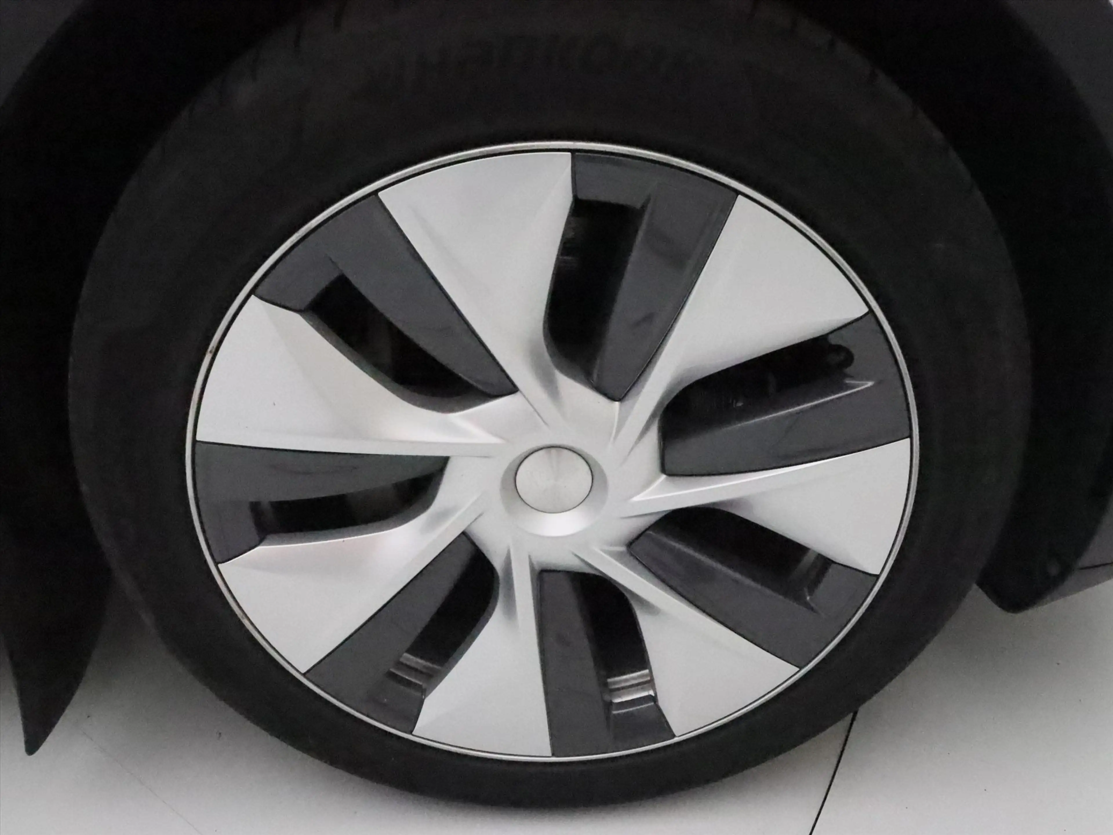 Tesla Model Y Long Range AWD 75kWh 351pk 94.1% SoH [ WIT LEDER+A — photo 38