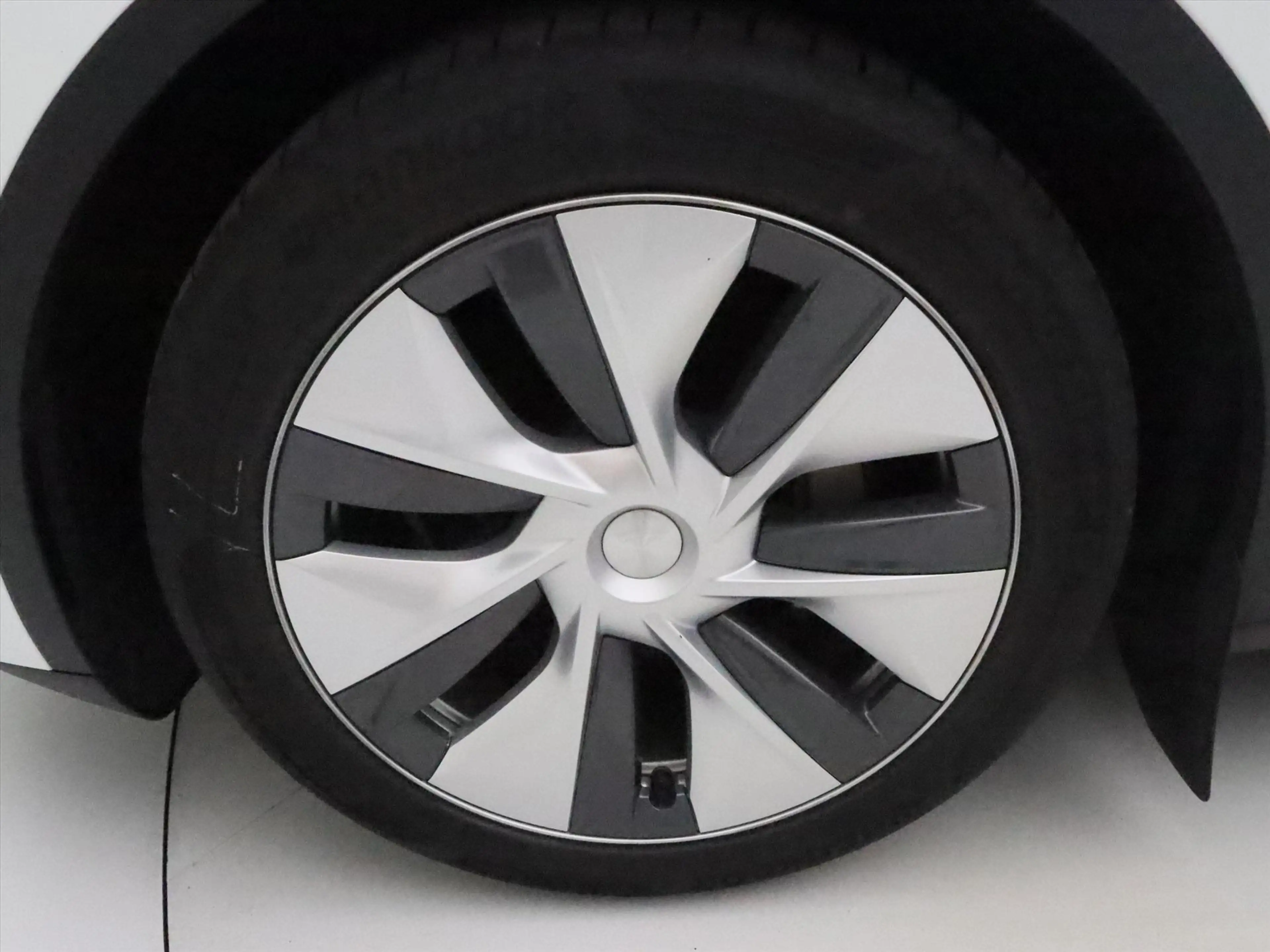 Tesla Model Y Long Range AWD 75kWh 351pk 94.1% SoH [ WIT LEDER+A — photo 39