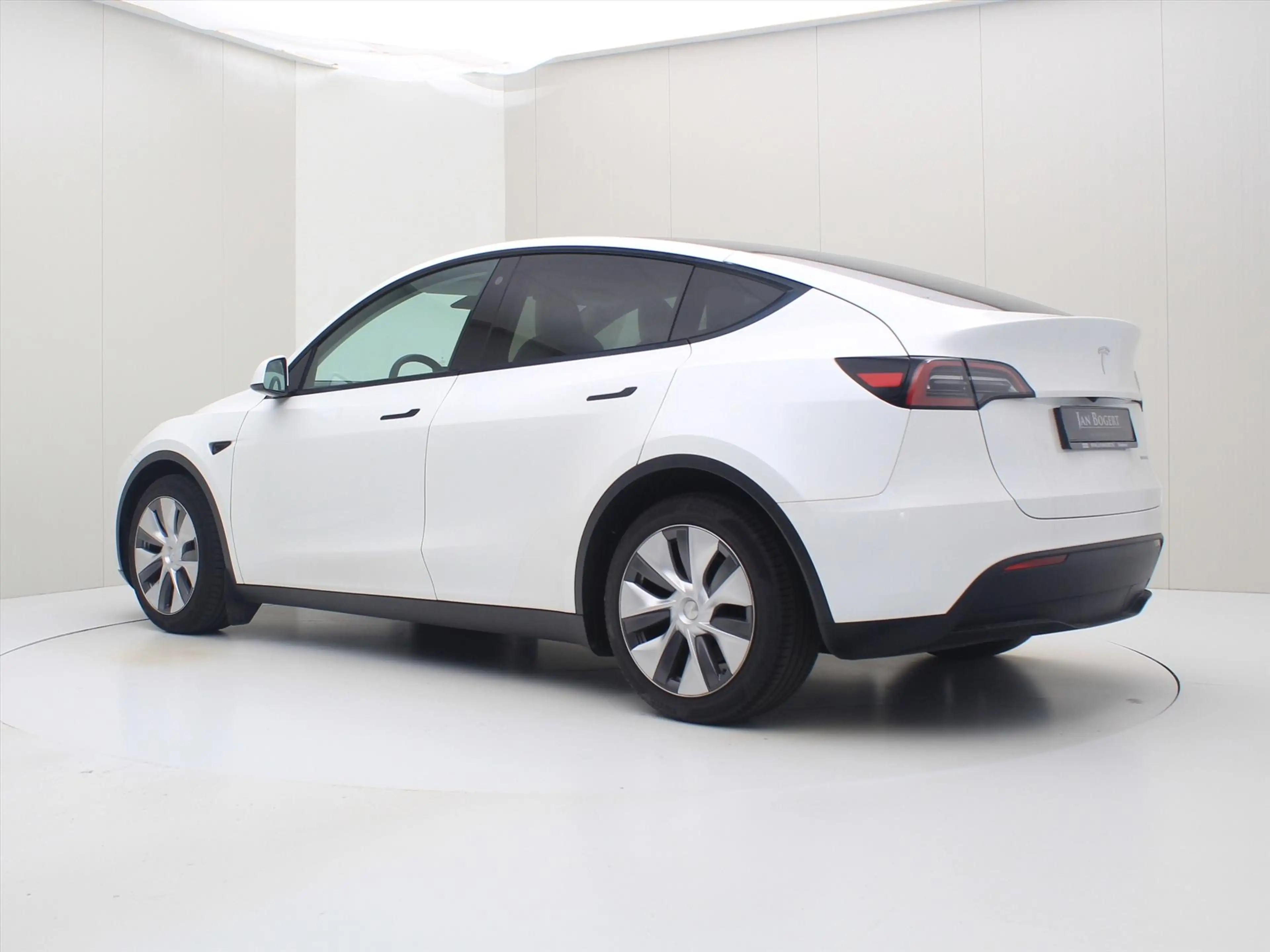 Tesla Model Y Long Range AWD 75kWh 351pk 94.1% SoH [ WIT LEDER+A — photo 4