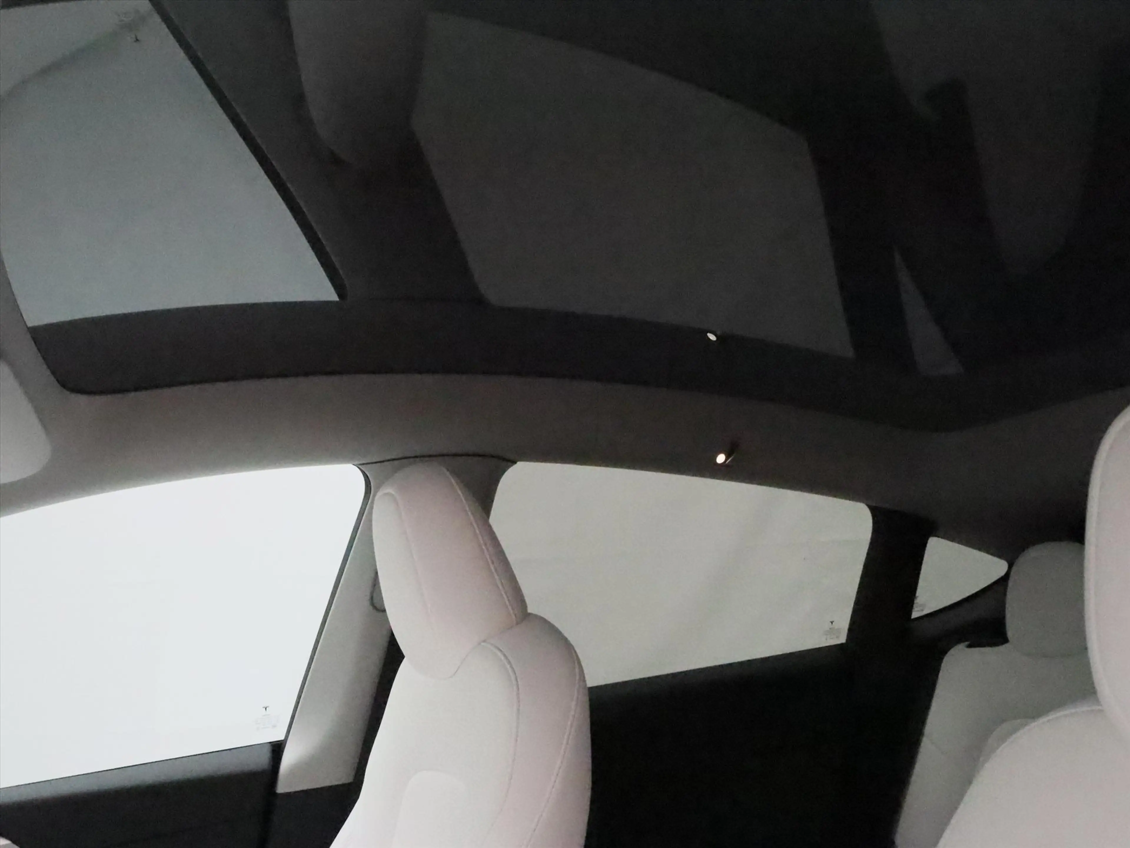 Tesla Model Y Long Range AWD 75kWh 351pk 94.1% SoH [ WIT LEDER+A — photo 29