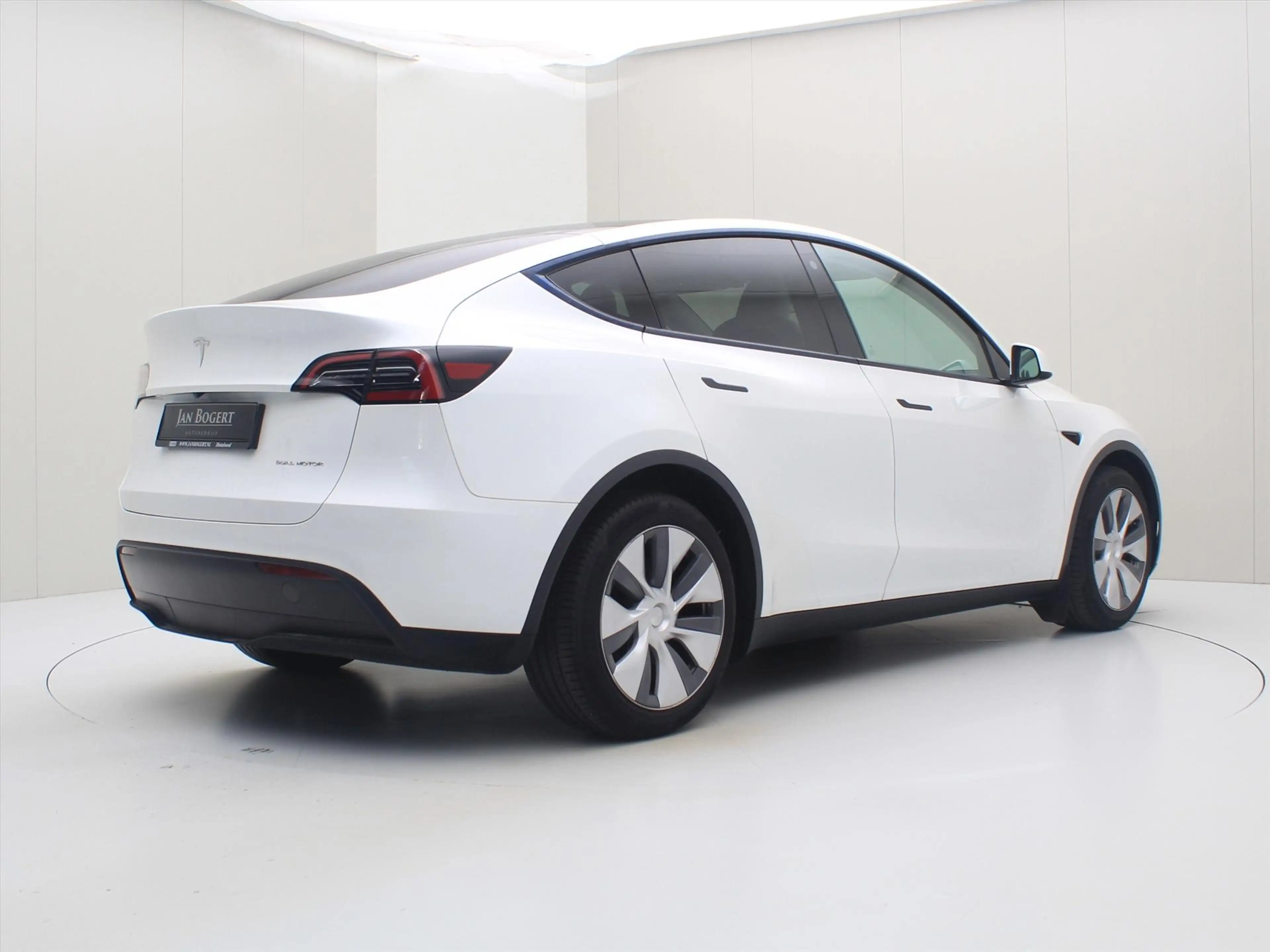 Tesla Model Y Long Range AWD 75kWh 351pk 94.1% SoH [ WIT LEDER+A — photo 3