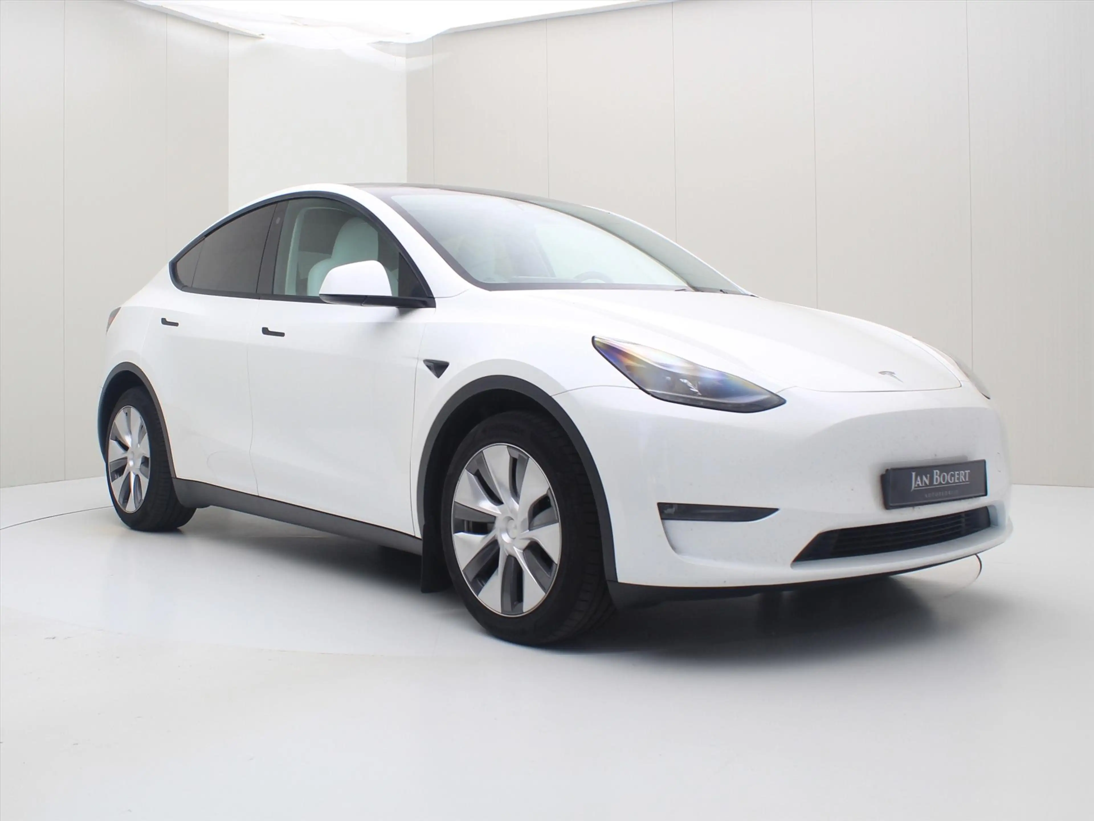 Tesla Model Y Long Range AWD 75kWh 351pk 94.1% SoH [ WIT LEDER+A — photo 5