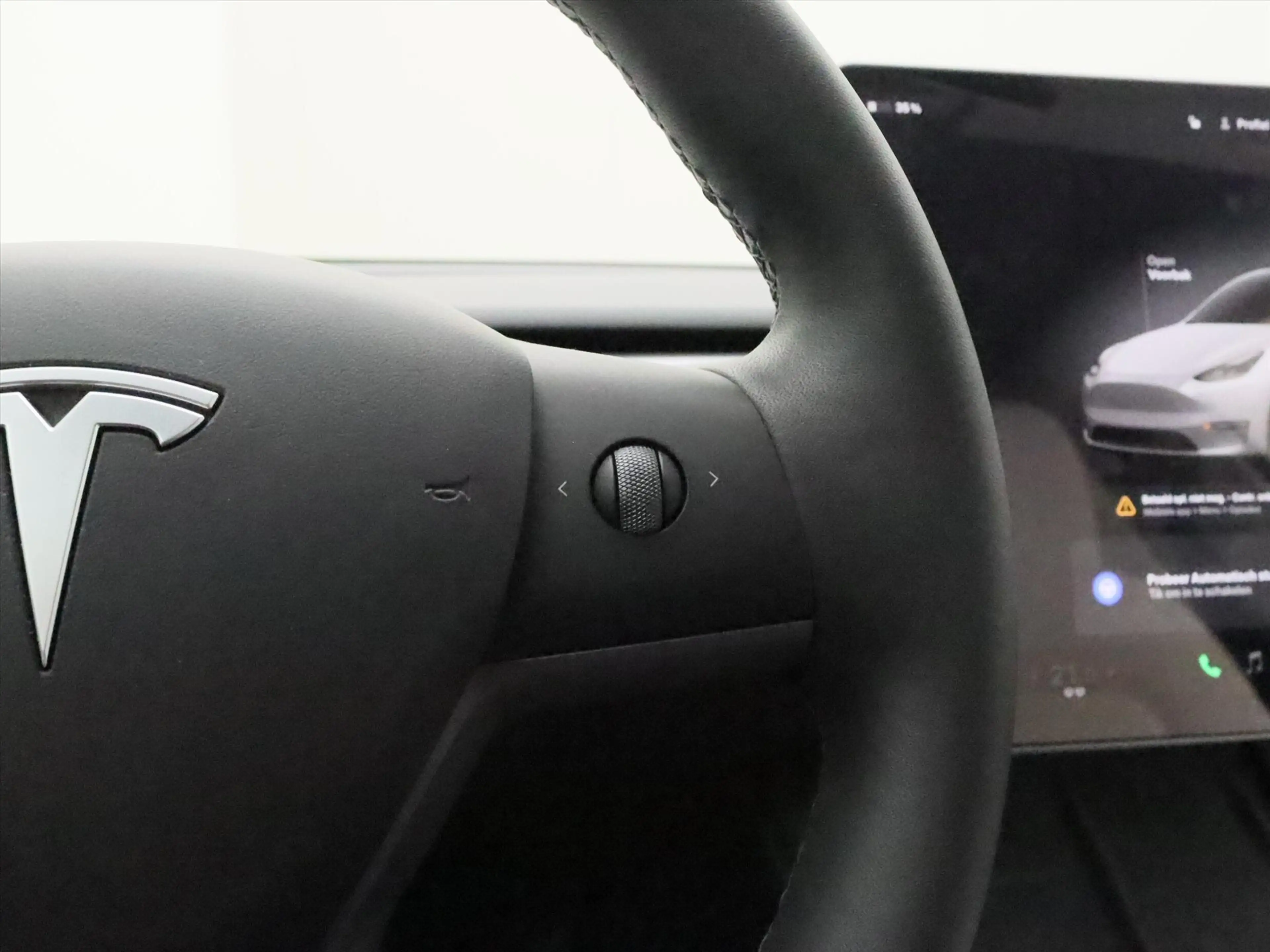Tesla Model Y Long Range AWD 75kWh 351pk 94.1% SoH [ WIT LEDER+A — photo 19