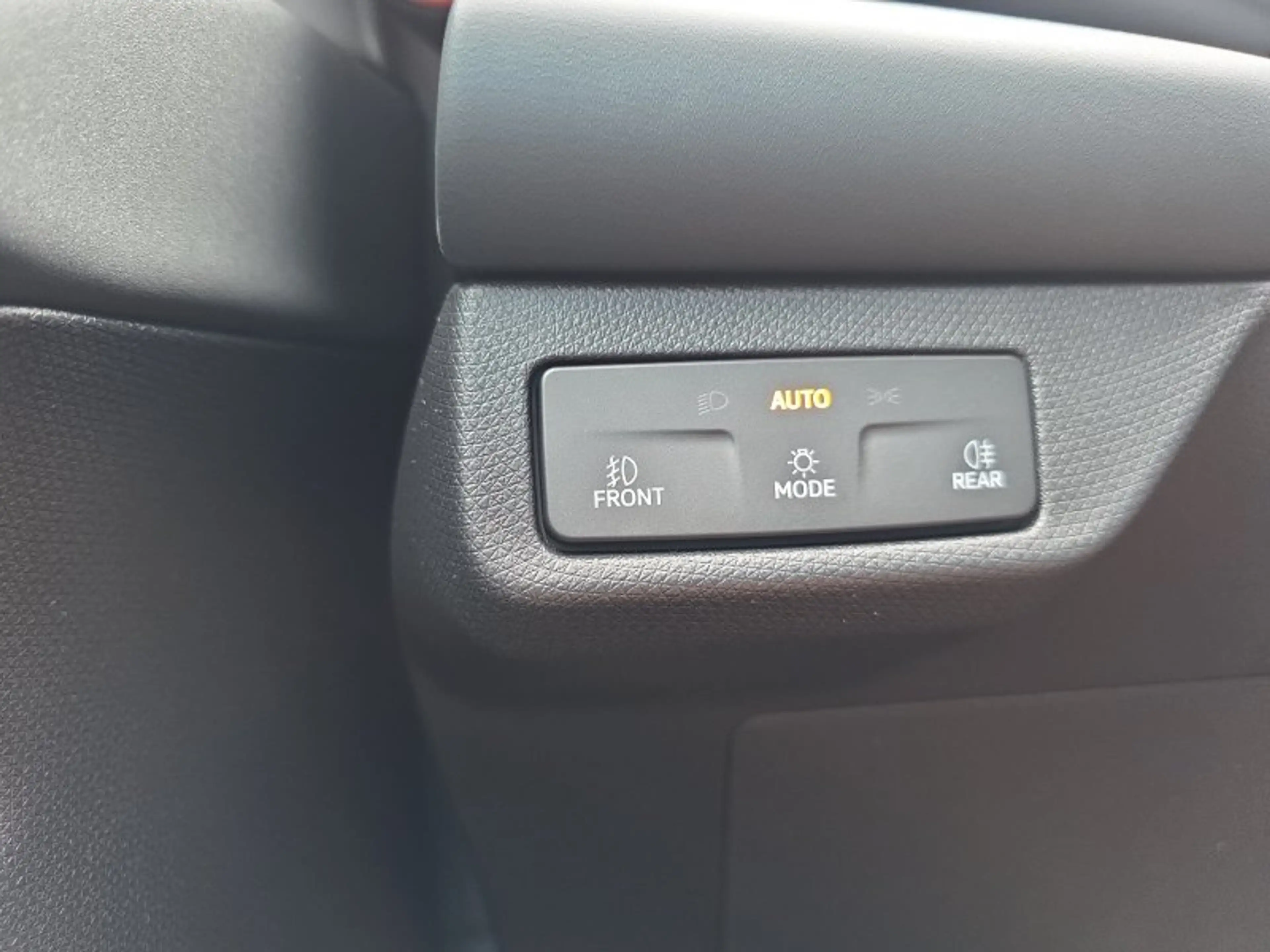 CUPRA Terramar 1.5 eTSI DSG ACC/Kessy/el.Klappe/Winterp.  ** — photo 22