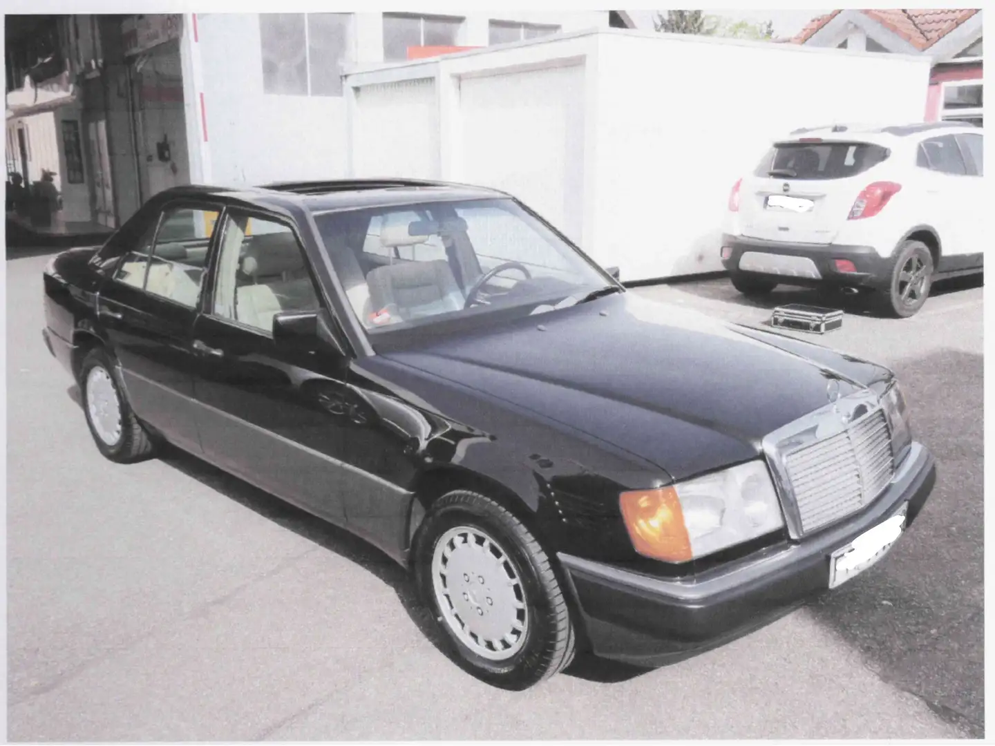 Mercedes-Benz 250 Turbo Diesel Negru - 1