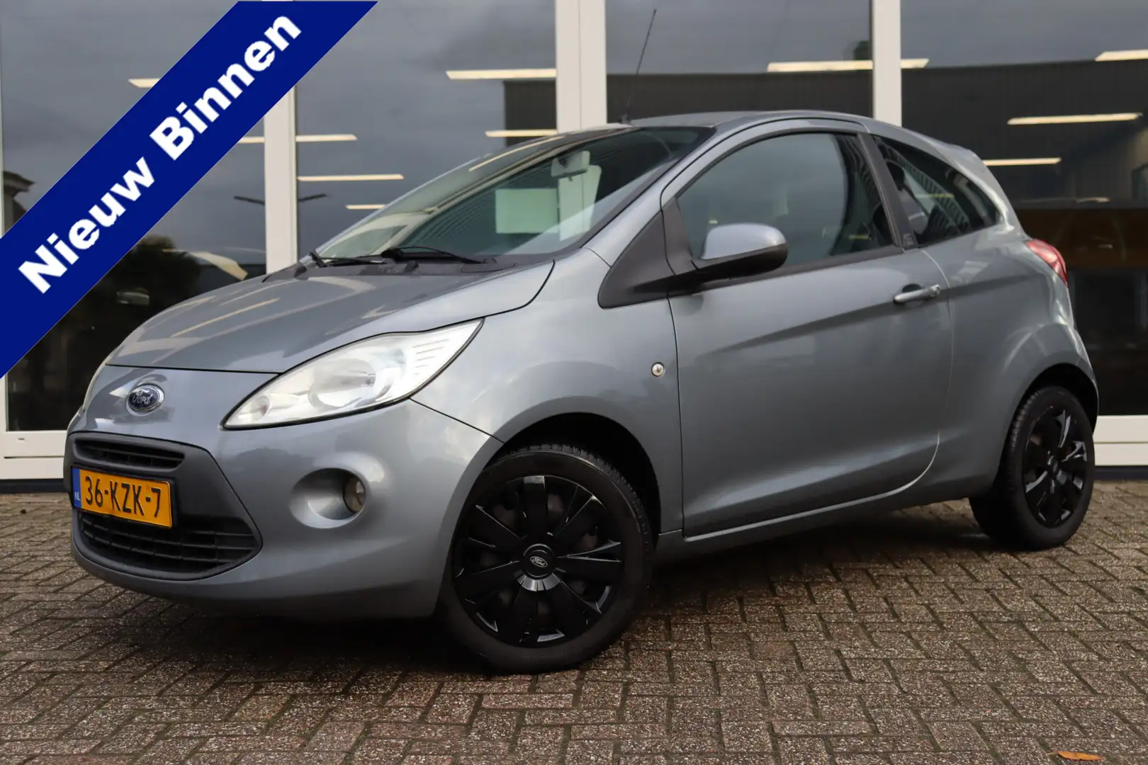 Ford Ka/Ka+ 1.2 Titanium, AIRCO, 1ste EIGENAAR, CARPLAY, NAP P Gris - 1