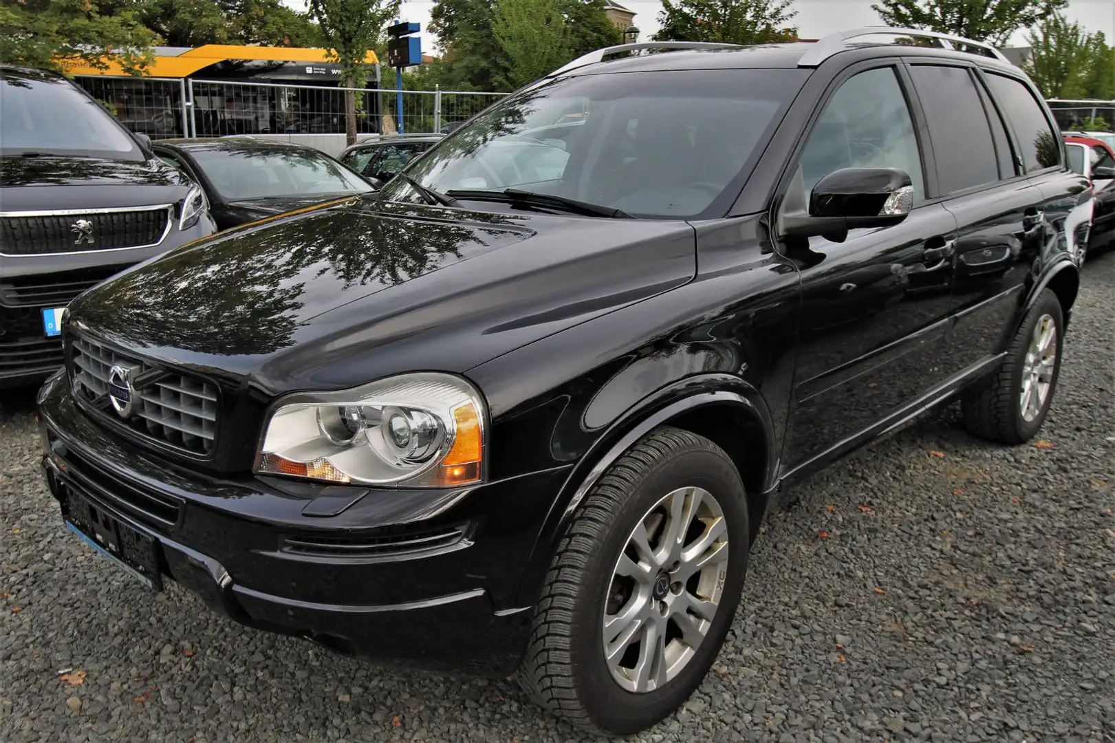 Volvo XC90 3.2 Benzin Momentum Xenon Leder 7Sitzer Tel Schwarz - 1