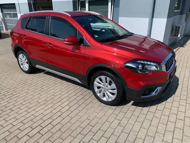 Suzuki SX4 S-Cross 1,6 LED AHK Navi Temp. Shzg 65TKM