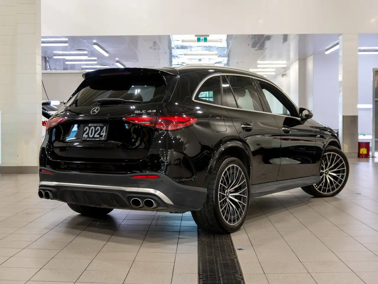Mercedes-Benz GLC снимка Mercedes-Benz GLC