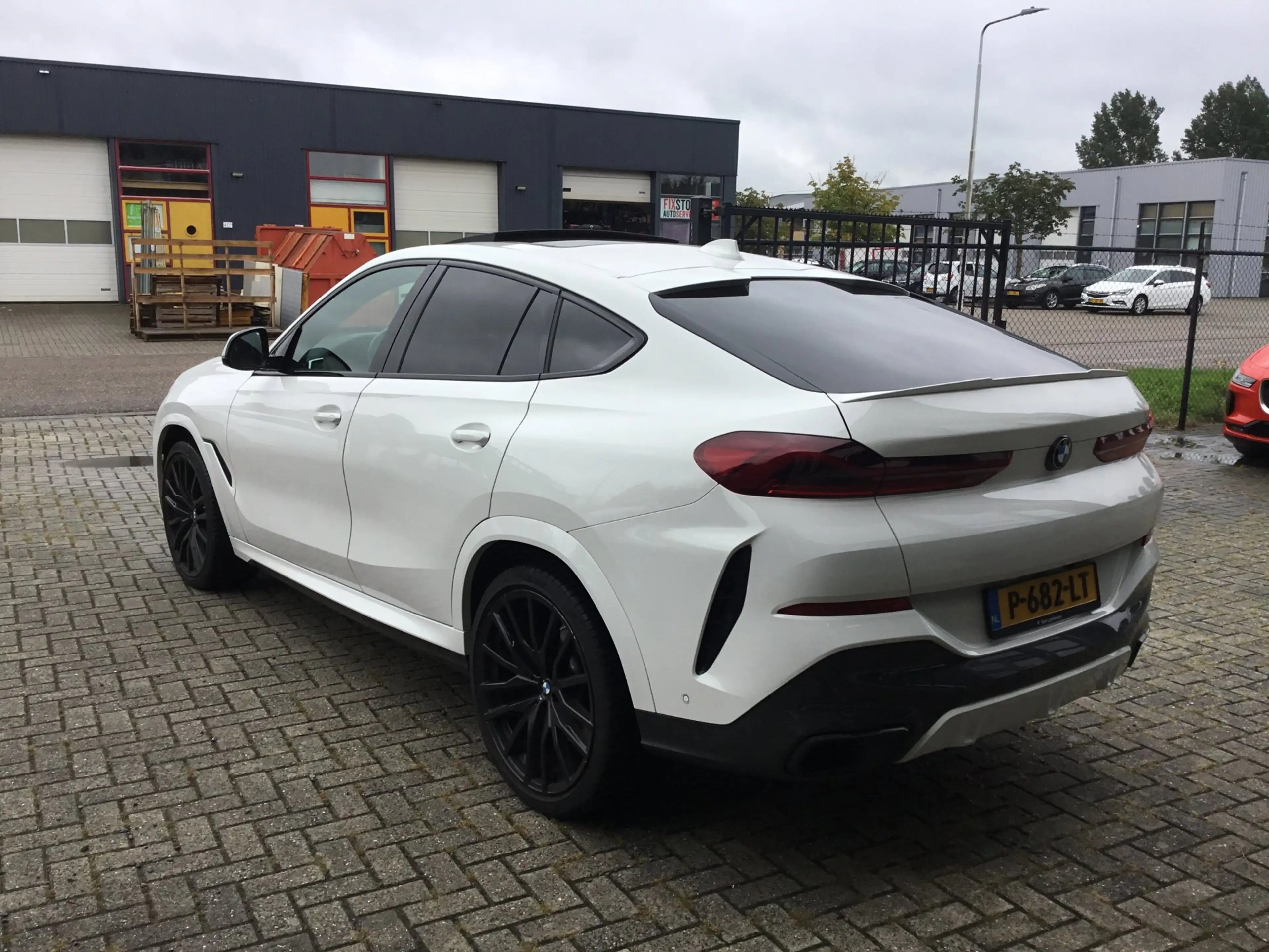 BMW X6 XDrive40i High Executive — photo 4