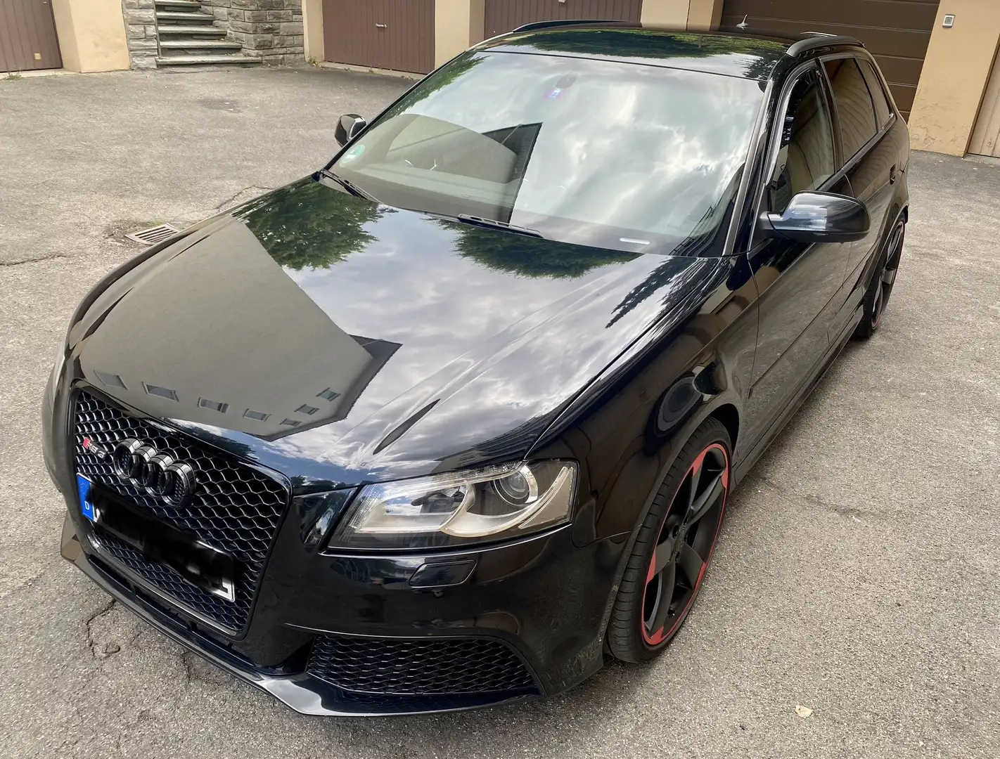Audi RS3 Sportback S tronic Schwarz - 1