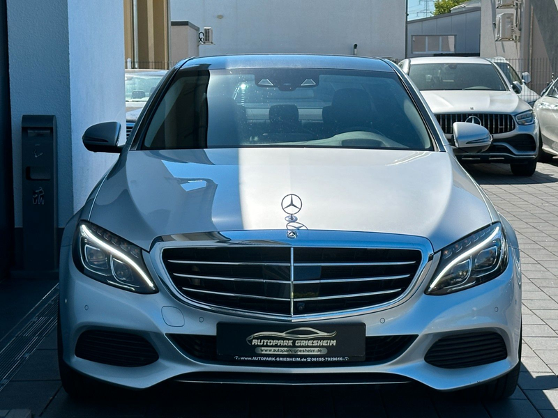 Mercedes-Benz C 400 4M Lim.*AMG*HEAD-UP*SPUR*MEMORY*DIS+*360° — photo 2
