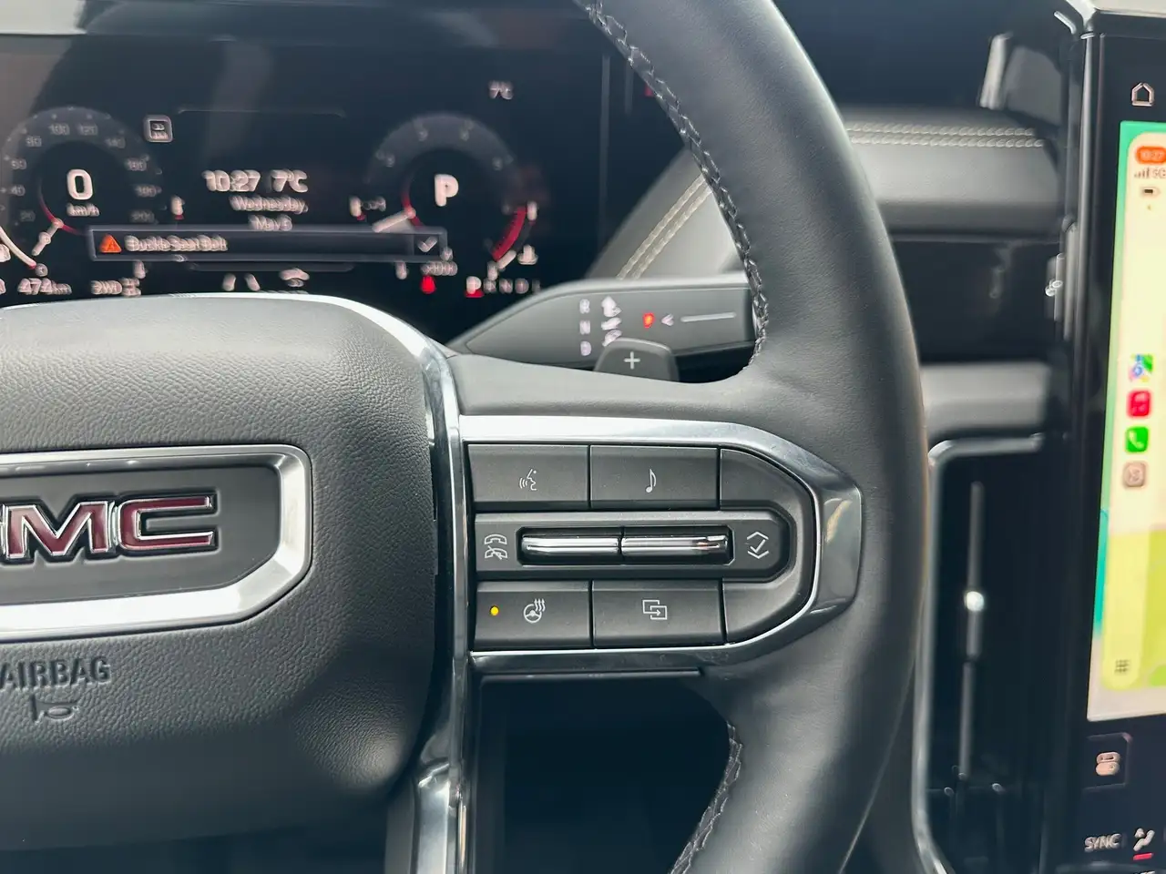 GMC Yukon снимка GMC Yukon
