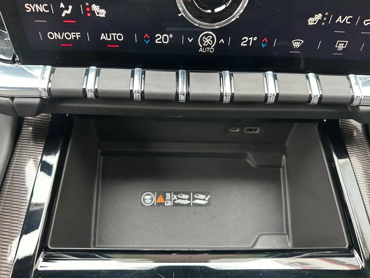 GMC Yukon снимка GMC Yukon