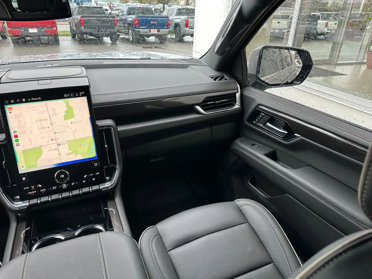 GMC Yukon снимка GMC Yukon