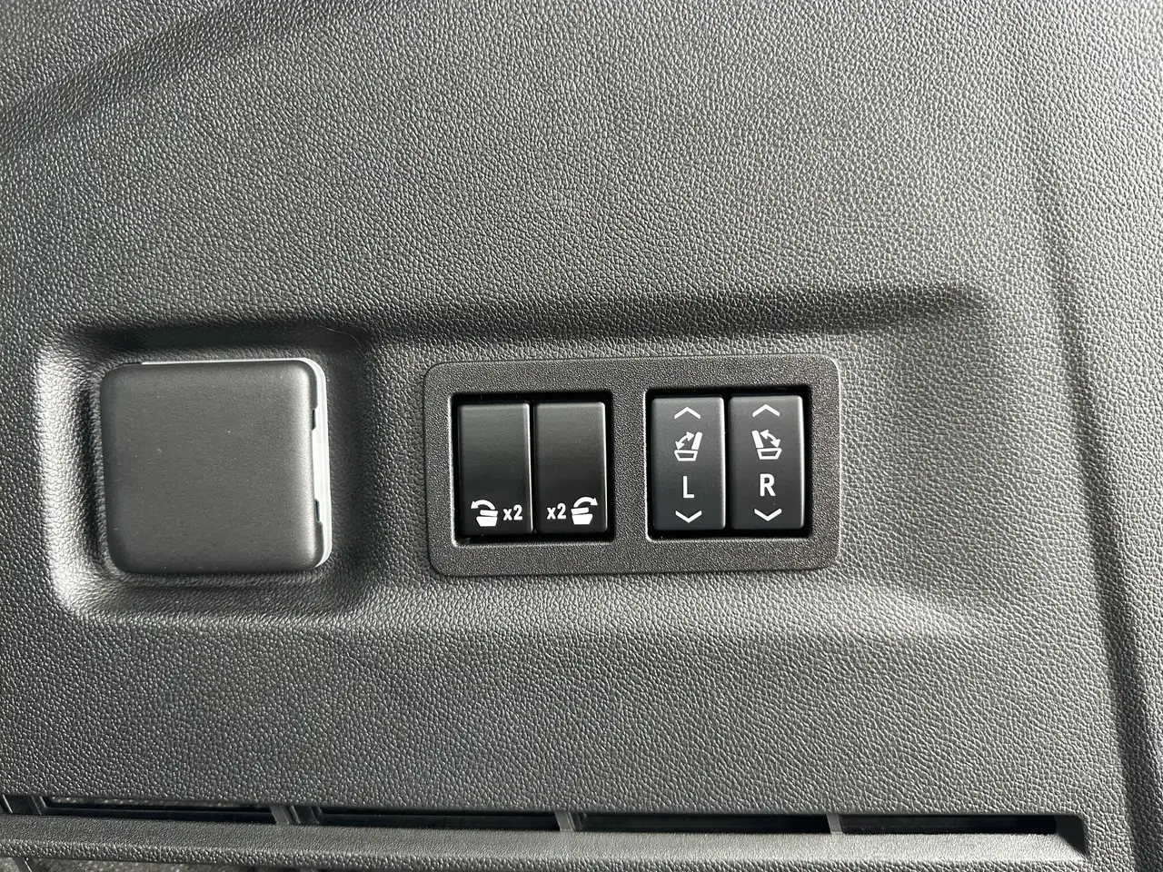 GMC Yukon снимка GMC Yukon