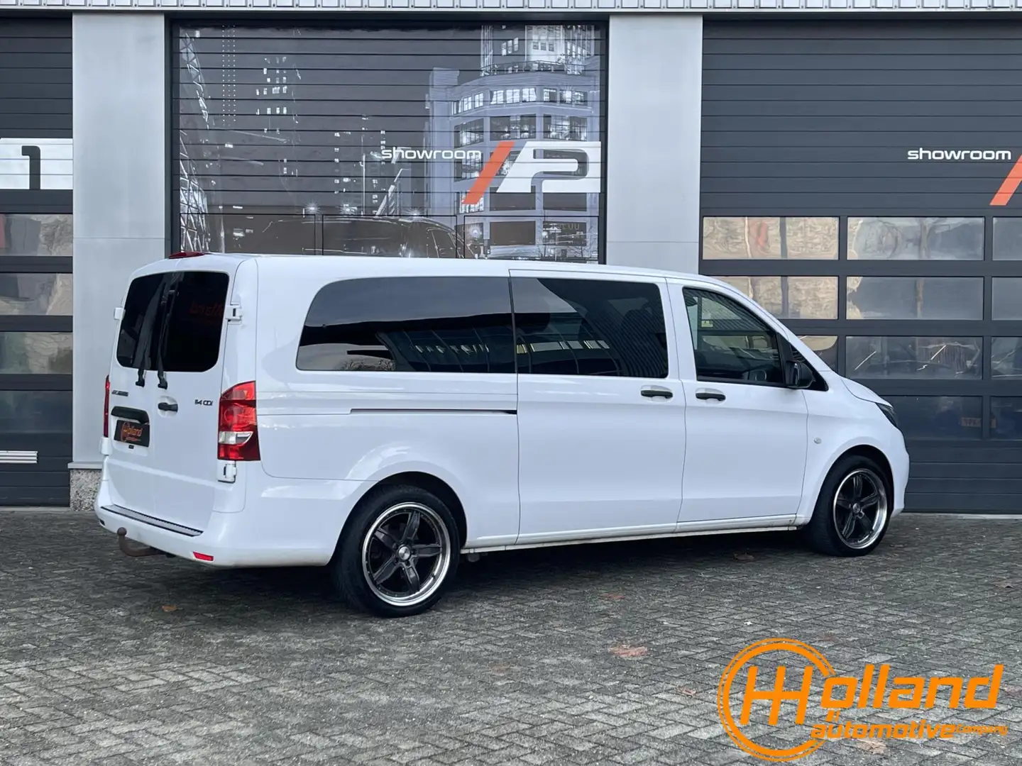 Mercedes-Benz Vito Bestel 114 CDI Lang DC Comfort Business Ambition Wit - 2