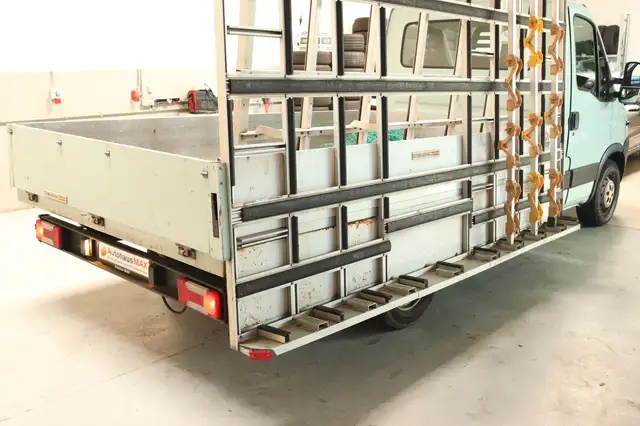 Iveco 35s11 Pritsche view 4