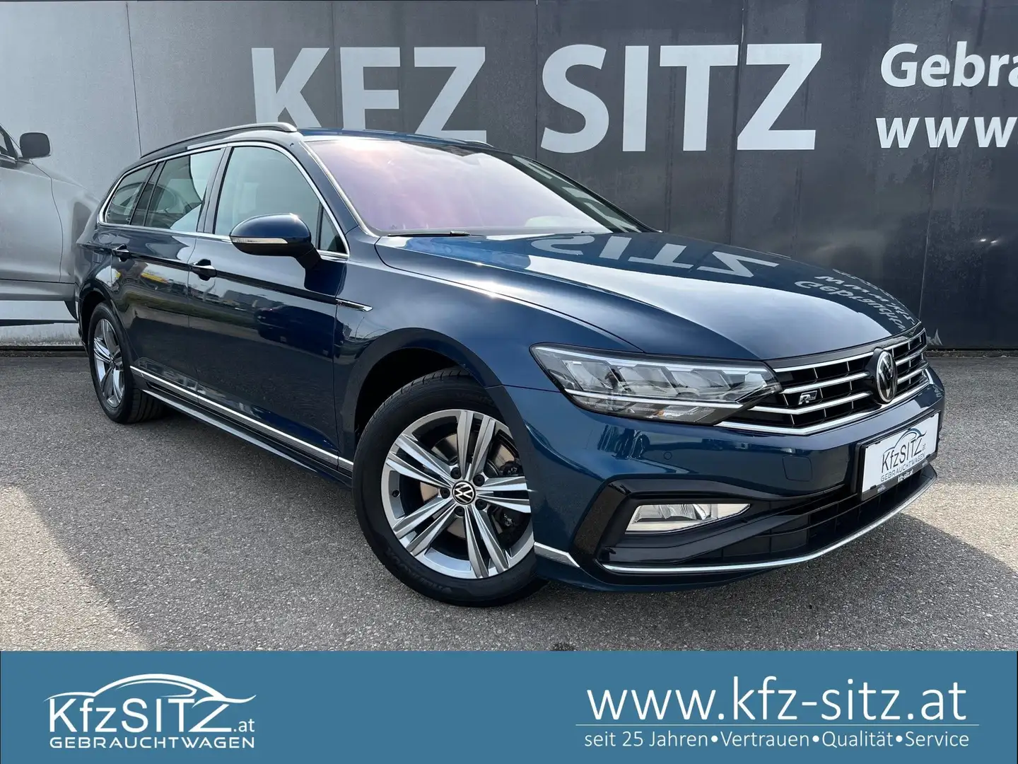 Volkswagen Passat Variant Business 2,0 TDI DSG| R-line NP €58.500 Blau - 1