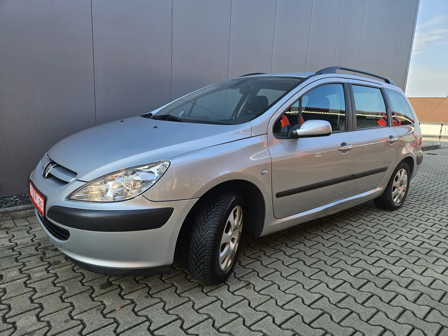 Peugeot 307 Break Tendance,108 PS, Automatik, Klimaautomatik, Grigio - 1