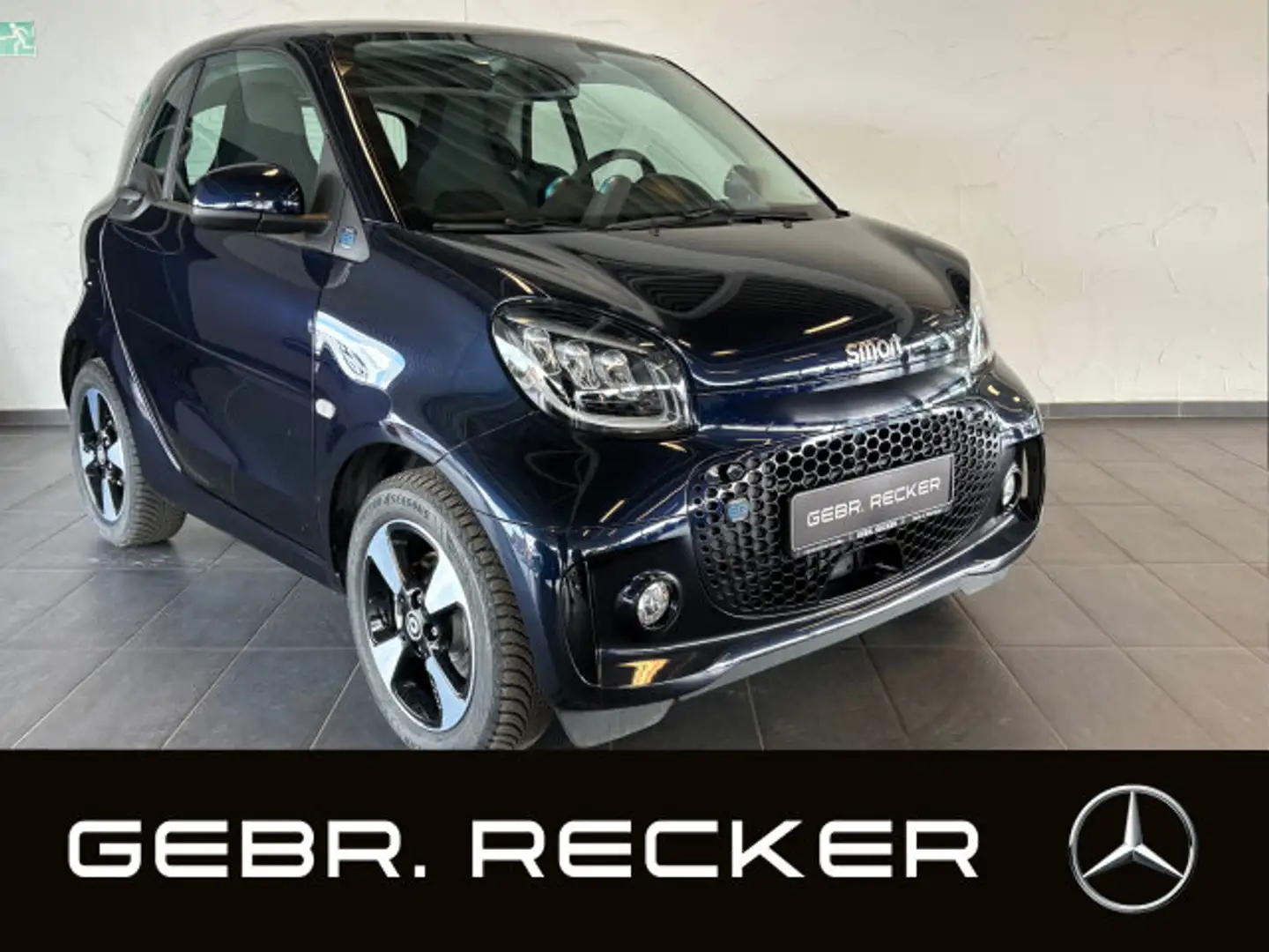 smart forTwo smart EQ fortwo Exclusive JBL LED Kamera PanoD. BC Blau - 1