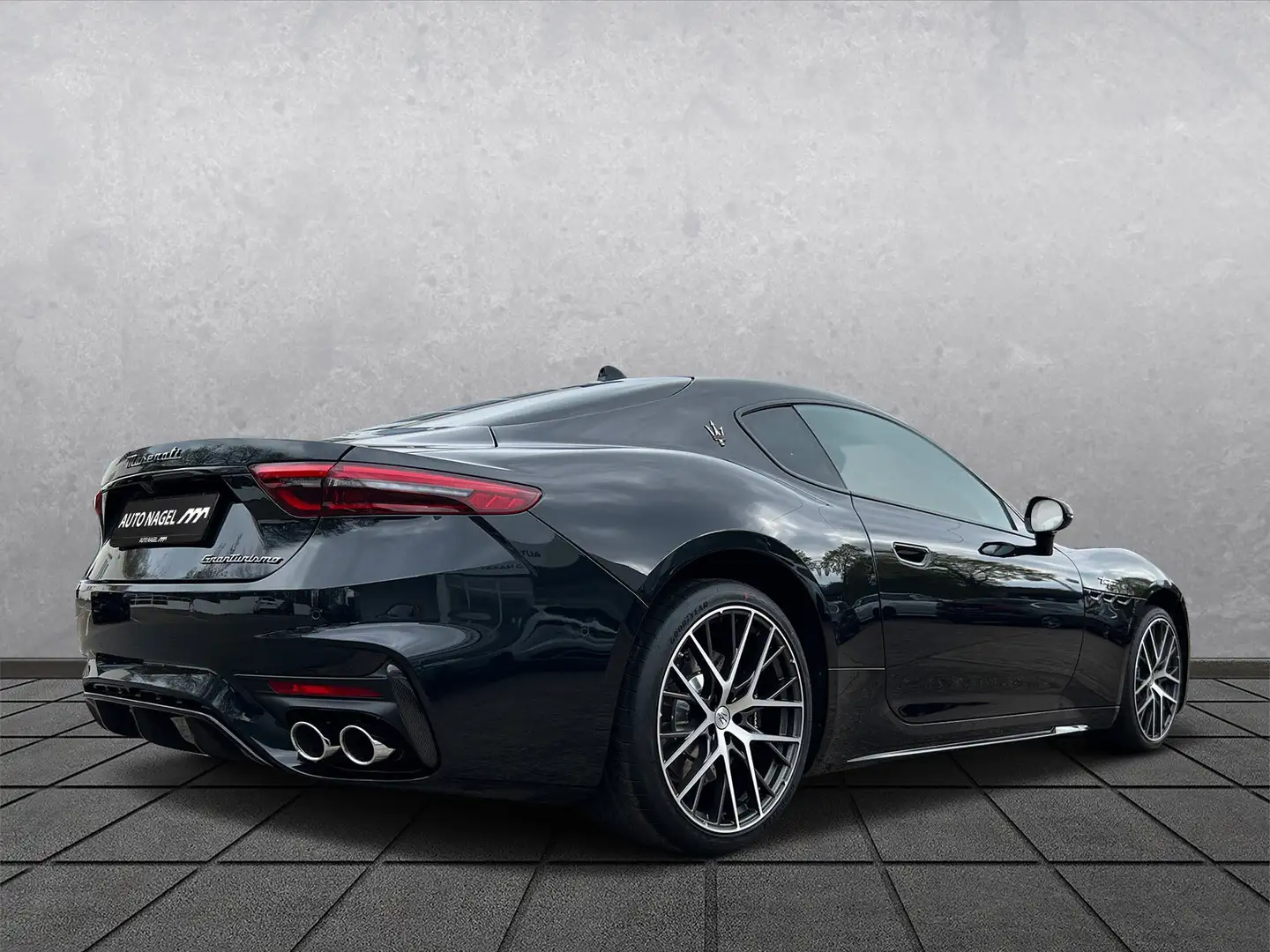 Maserati GranTurismo GranTurismo Trofeo*SONUS*PRIVACY*FOLIE*SITZBELÜFTU Černá - 2
