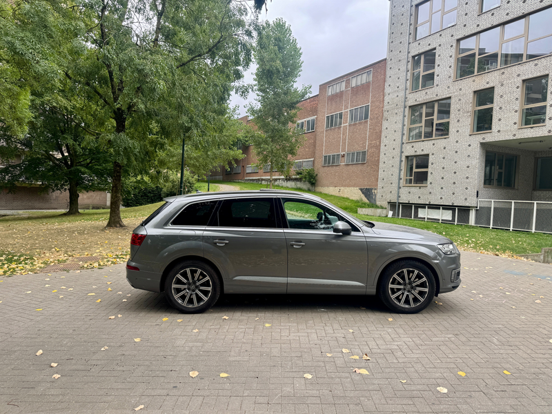 Audi Q7 Q7 3.0 TDi V6 Quattro Tiptronic — photo 6