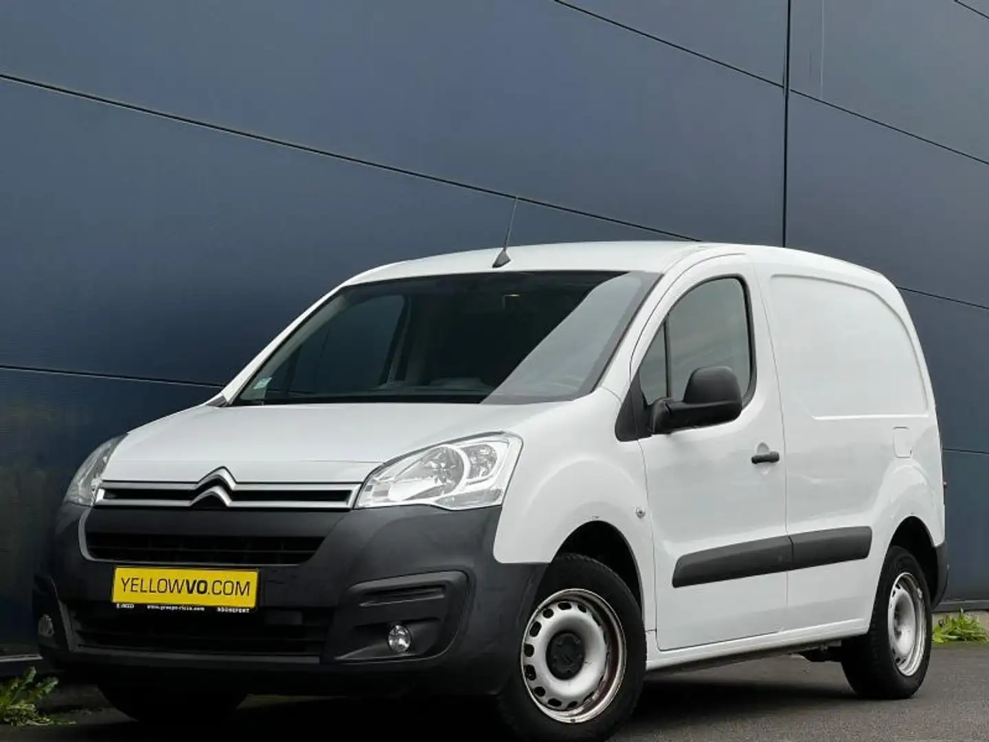 Citroen Berlingo Fourgon L1 / Club Blanc - 2