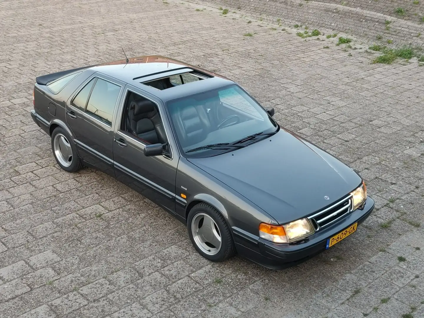 Saab 9000 9000 2.3 turbo CC Gris - 1