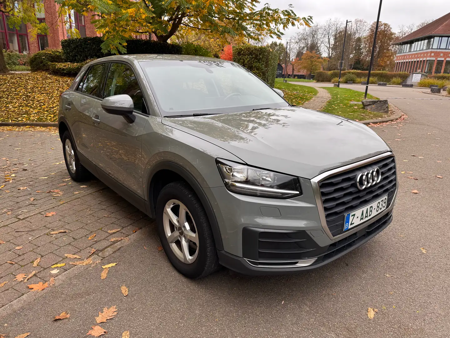 Audi Q2 Q2 1.0 TFSI Design°GPS°GARANTIE°CLIM AUTO Gris - 1