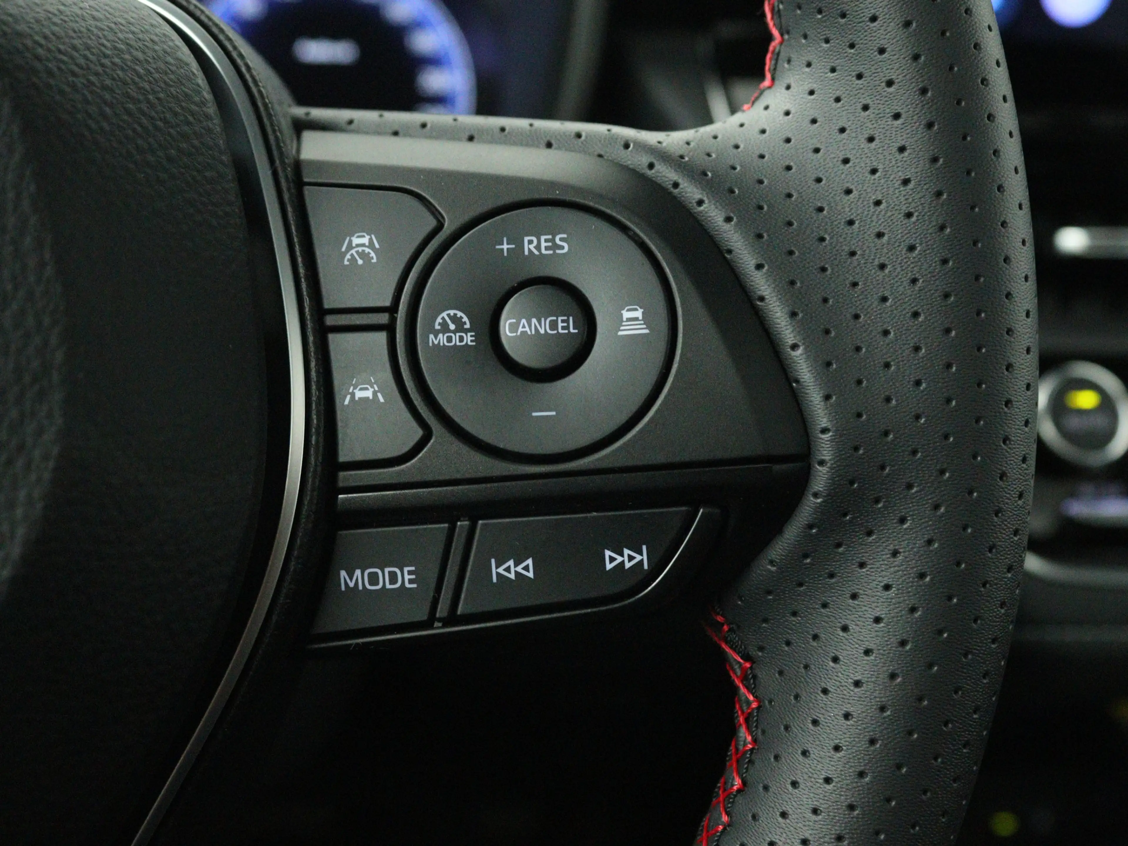 Toyota Corolla Touring Sports Hybrid 180 GR Sport Kage Limited Ed — photo 10
