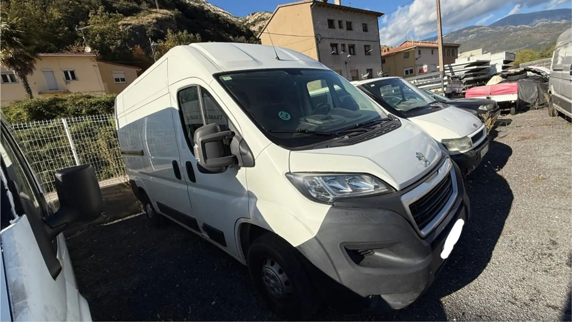 Peugeot Boxer Furgón 2.2BlueHDI 333 L2H1 S&S 140 Blanco - 2