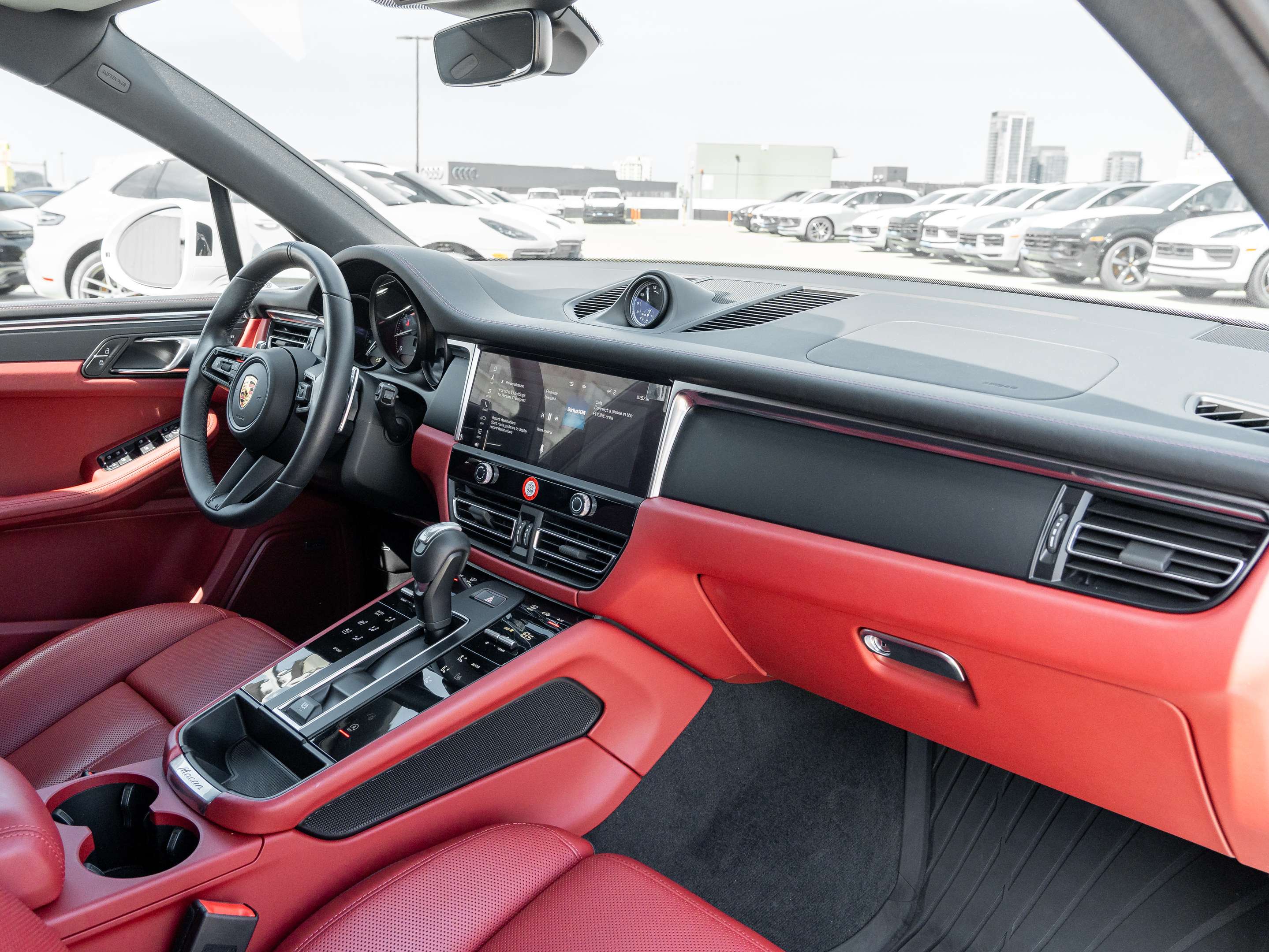 2024 Porsche Macan | 2 Year Extended Warranty Included thumb 29